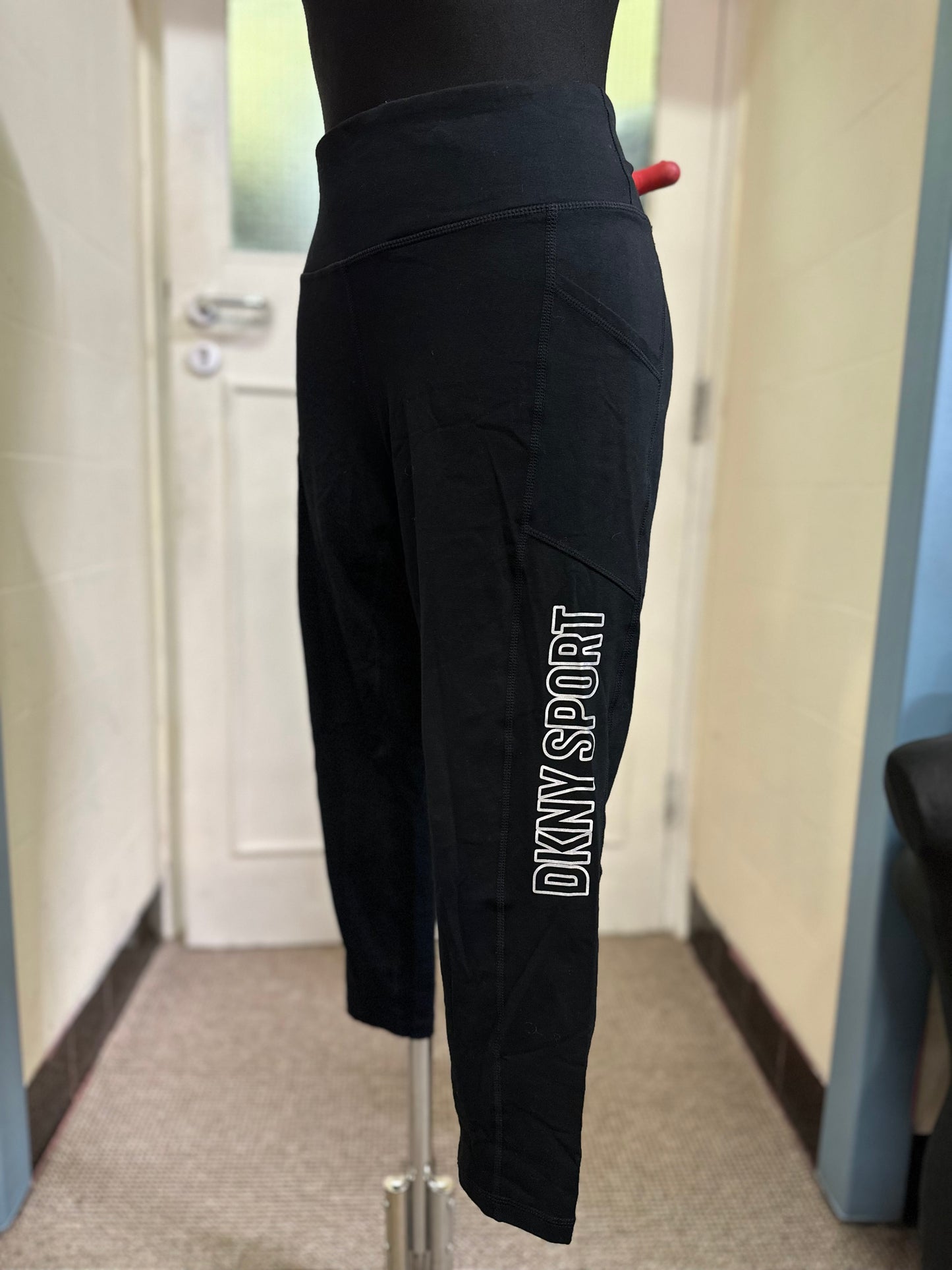 DKNY Sports Leggings Best Fit Size 14/16