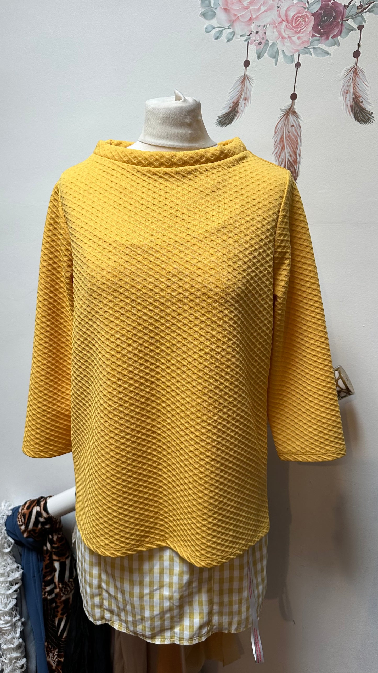 Gallery Mustard Top Size M