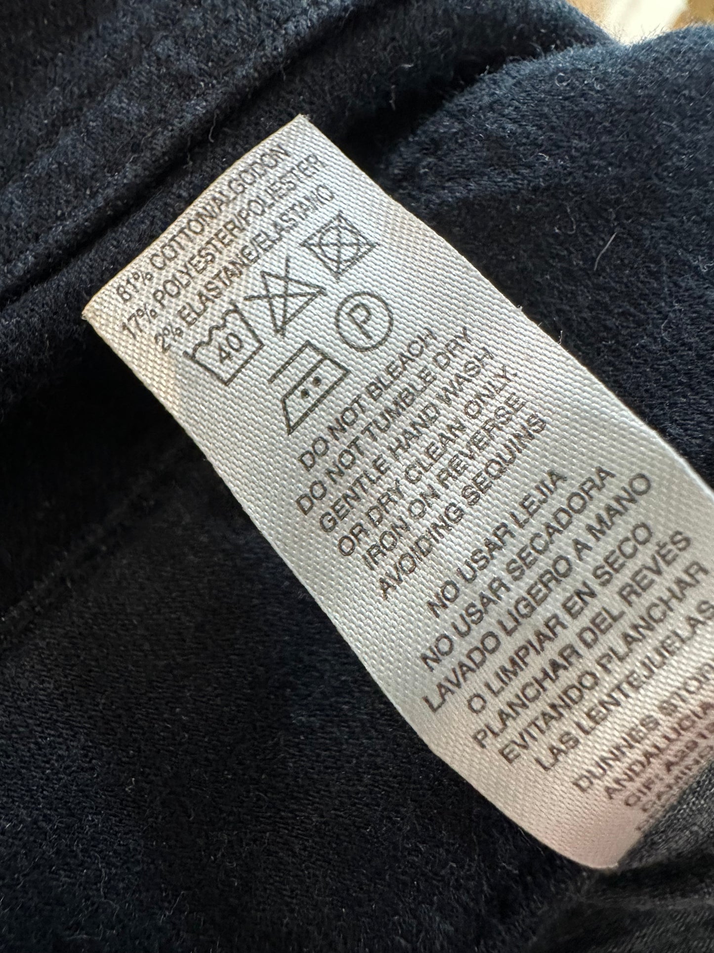 Gallery Navy Jeans Size 16 (tiny hole in back pocket, see last 2 photos)
