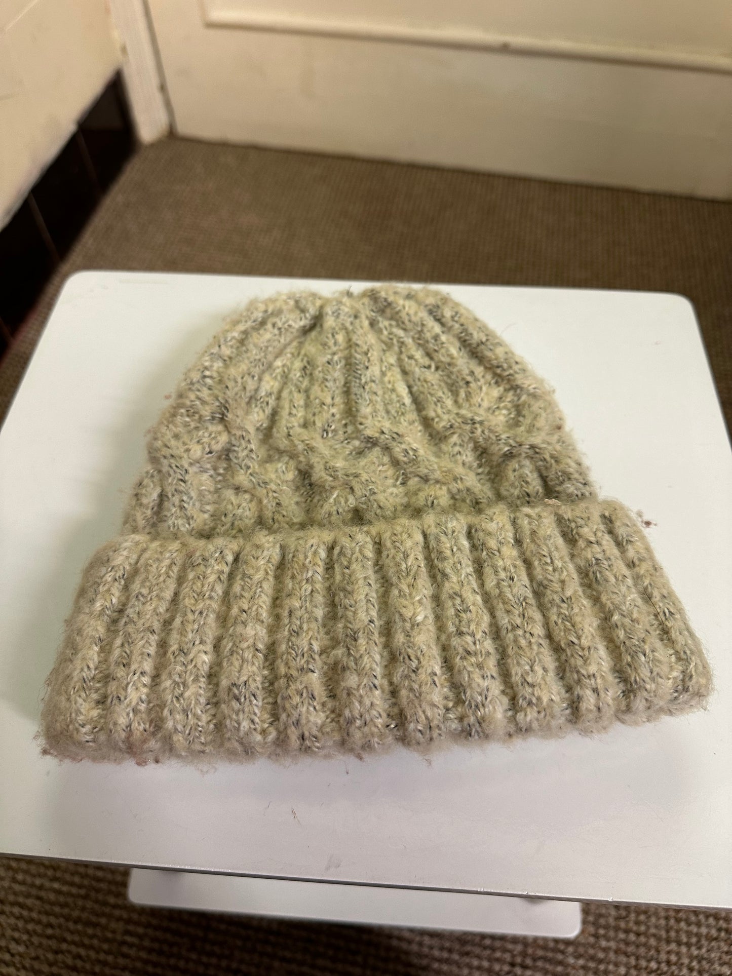 Cream Heavy Knit Beanie