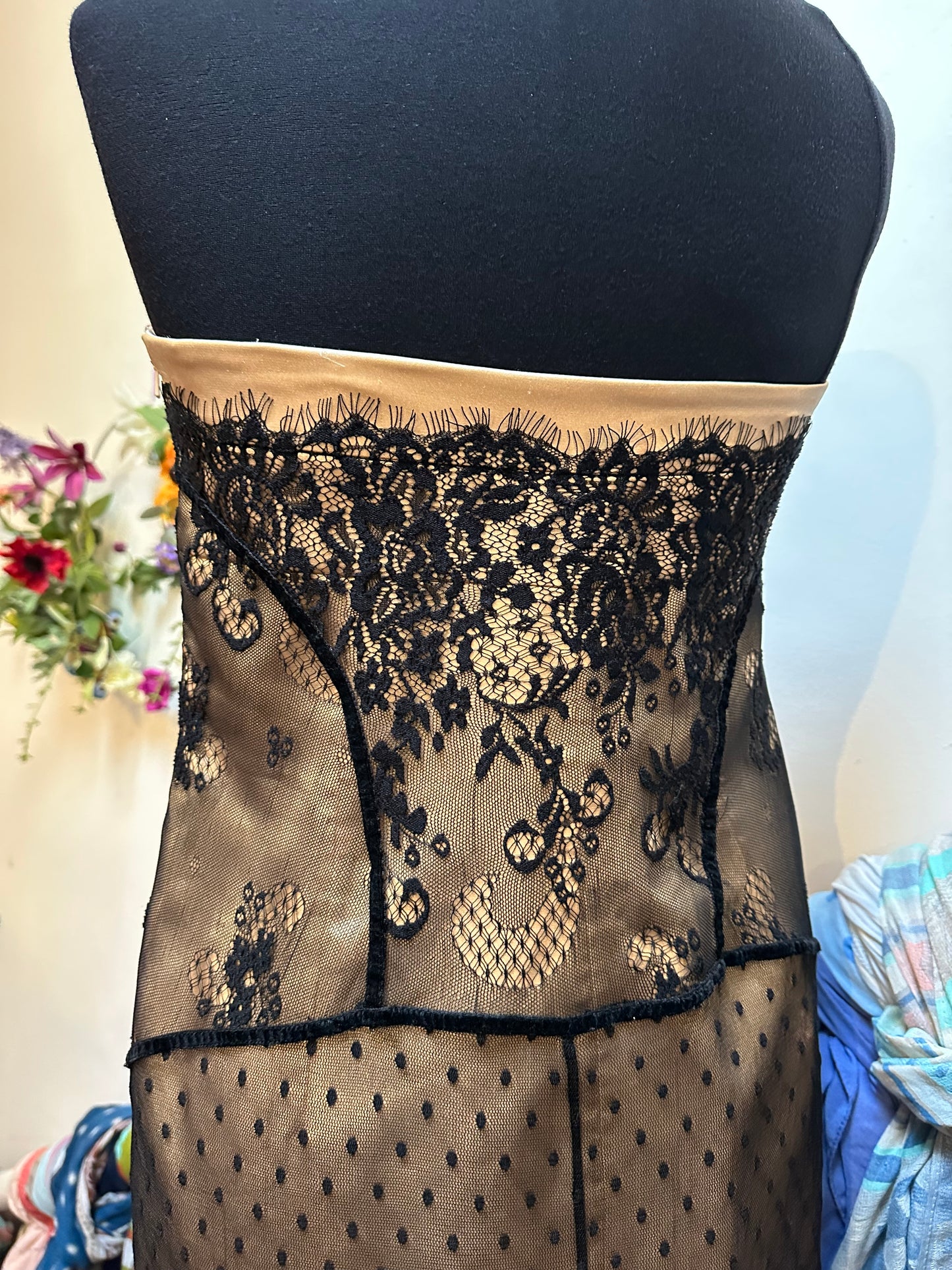 Designer Dusk Bustier Lace Dress Size 14 but small fitting, more like a 10/12