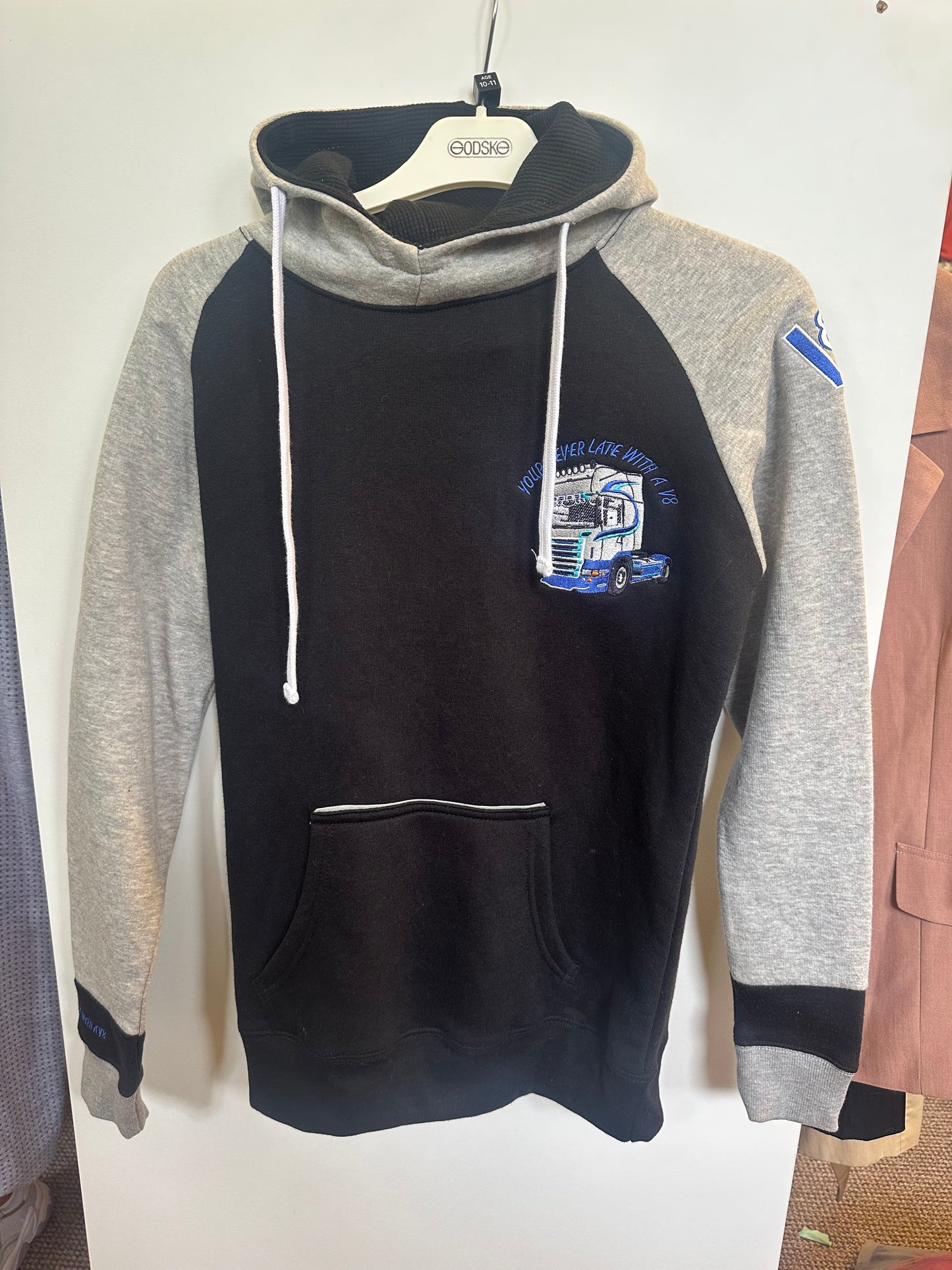 V8 Truck Hoodie Age 13-15