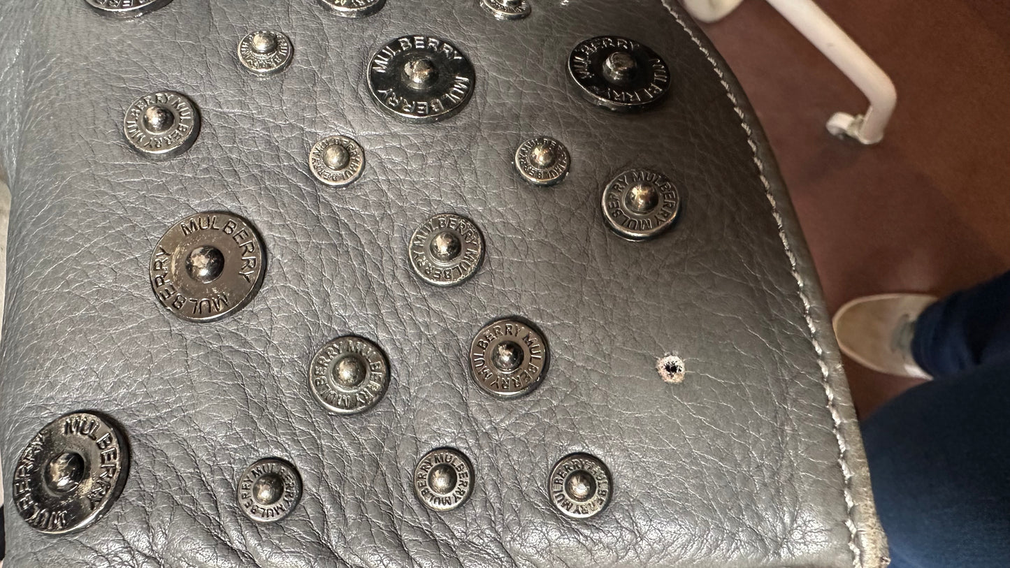 Designer-Inspired Bag (1 stud missing, see last photo)