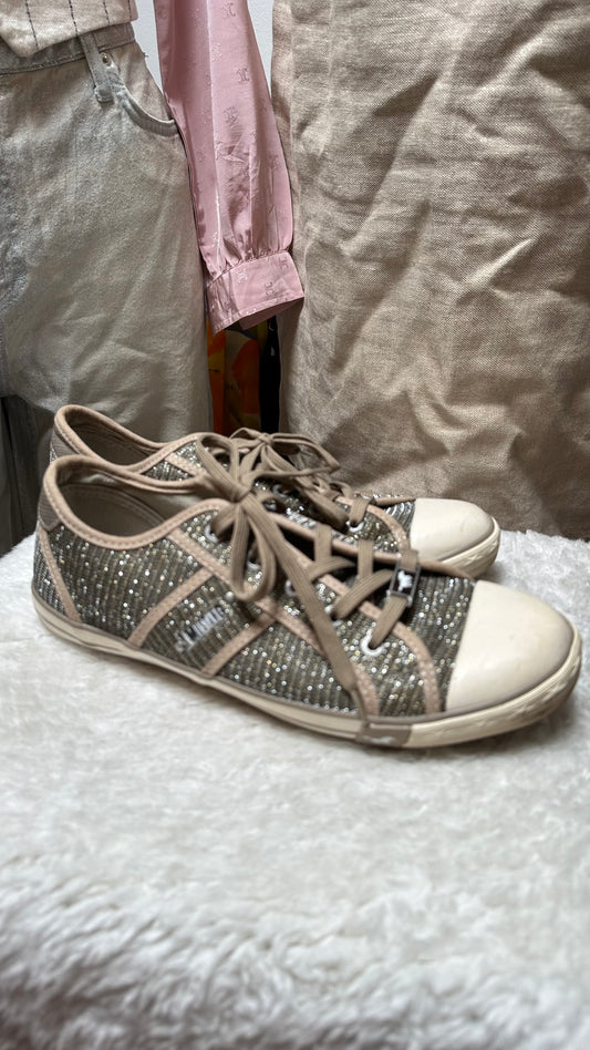 Mustang Sparkles Trainers Size 6