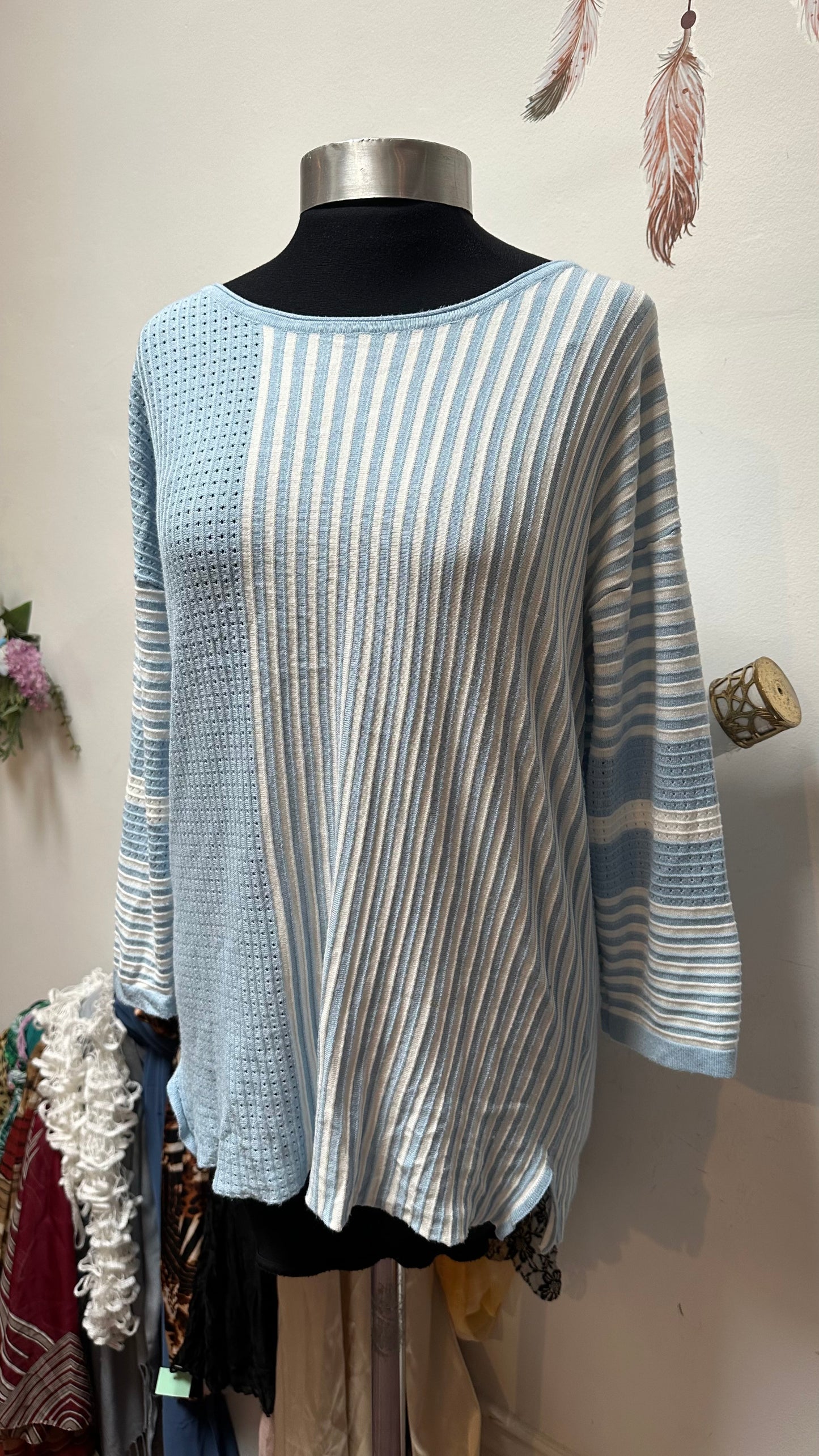 Tea Lane Baby Blue Sweater Size XL