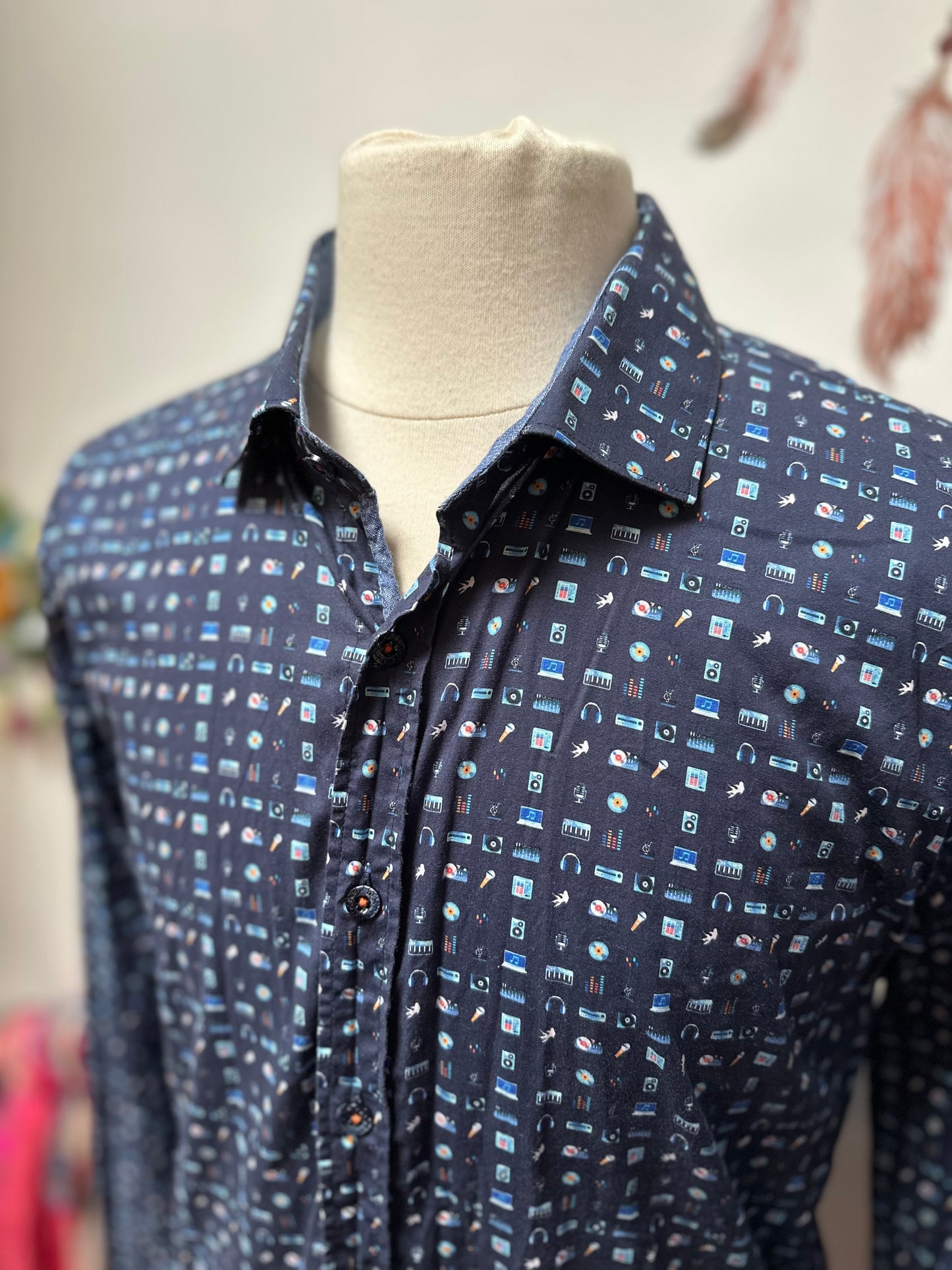 Designer A Fish Named Fred Musical Shirt Size XXL RRP €110