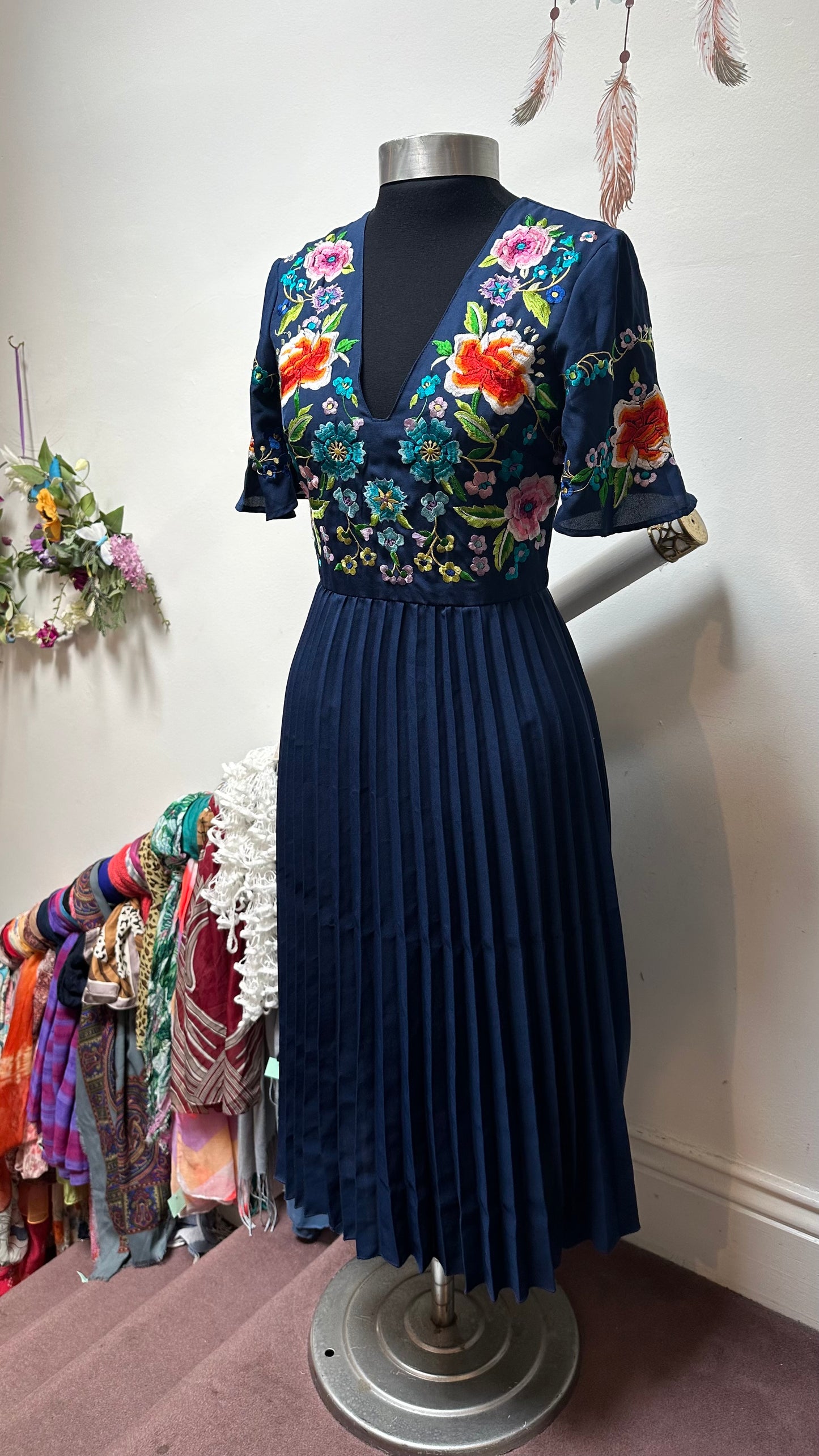 ASOS Navy Floral Pliseé Dress Size XXS, will fit XS