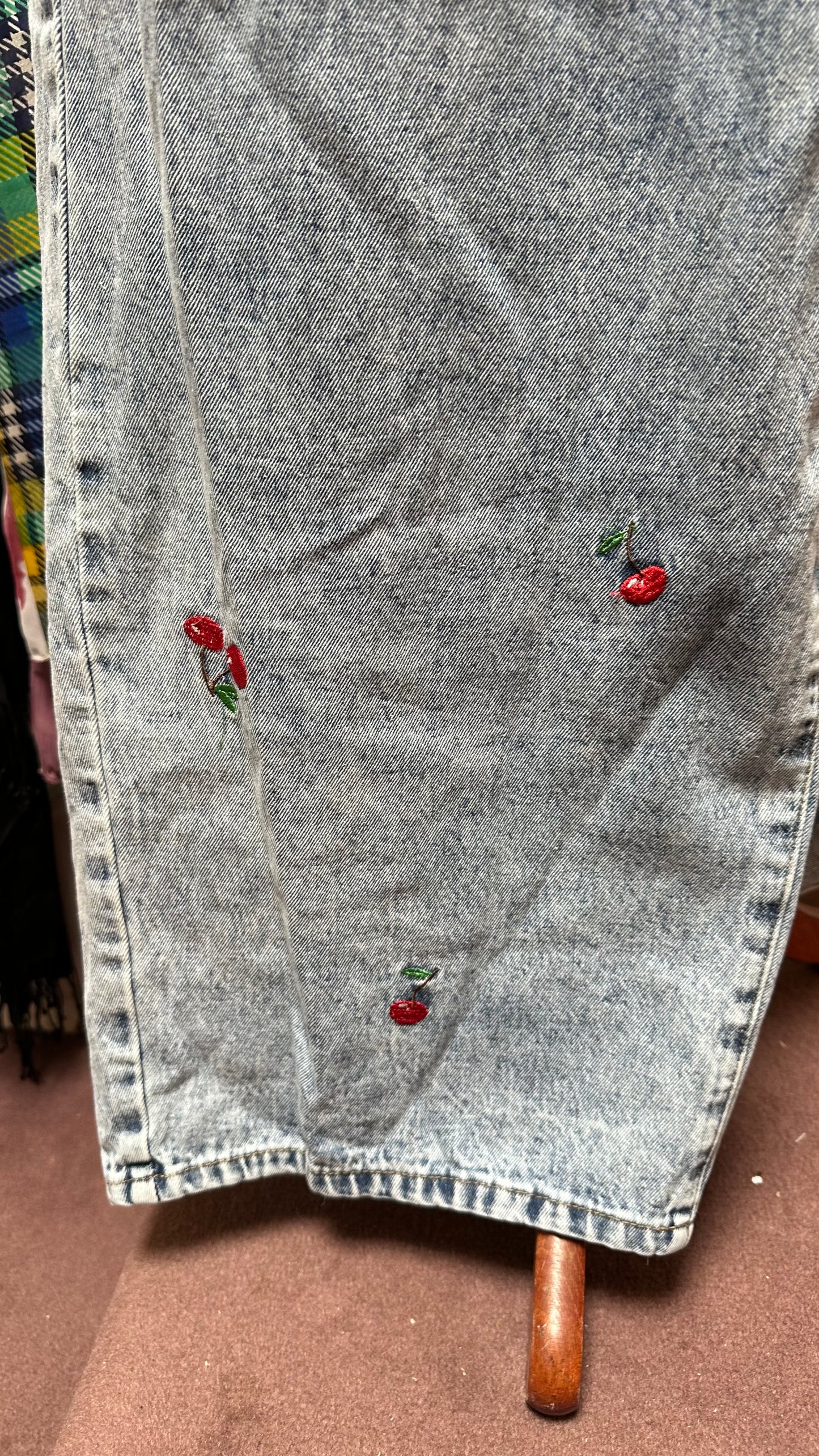 Shein Cherry Jeans Best Fit Size XXL
