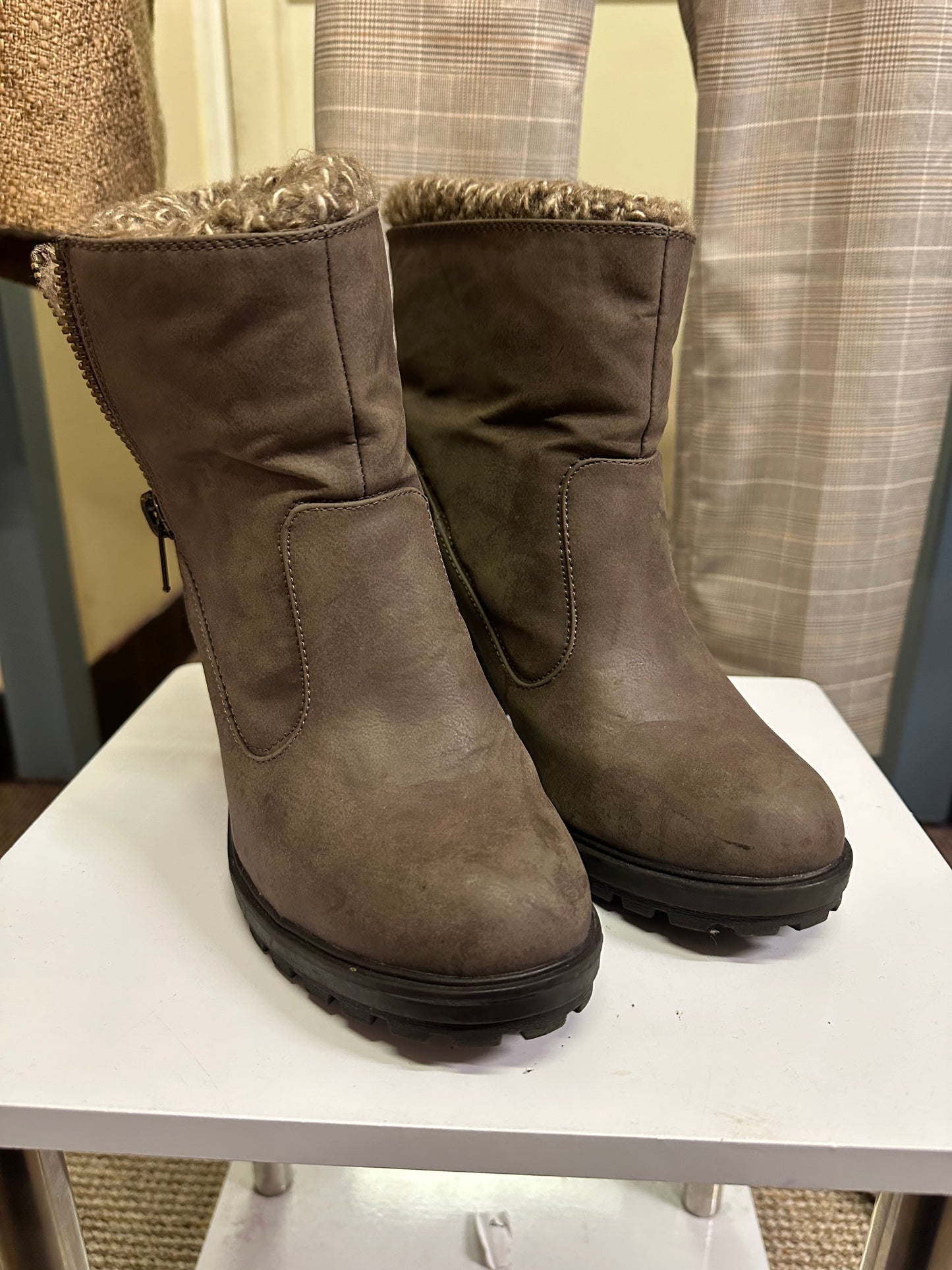 New Look Boots with Sock Insert Size 7 (40) Some marks but looks like distressed leather look