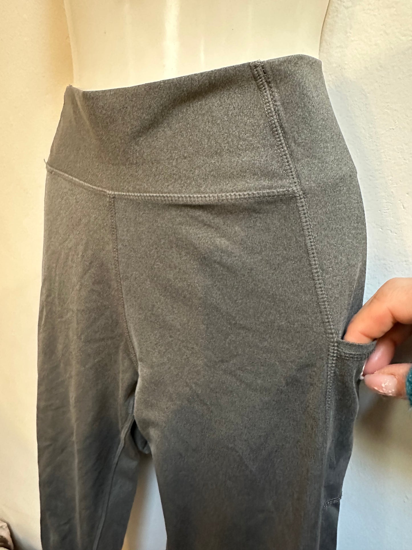 USA Pro Green/Grey Leggings Size 12