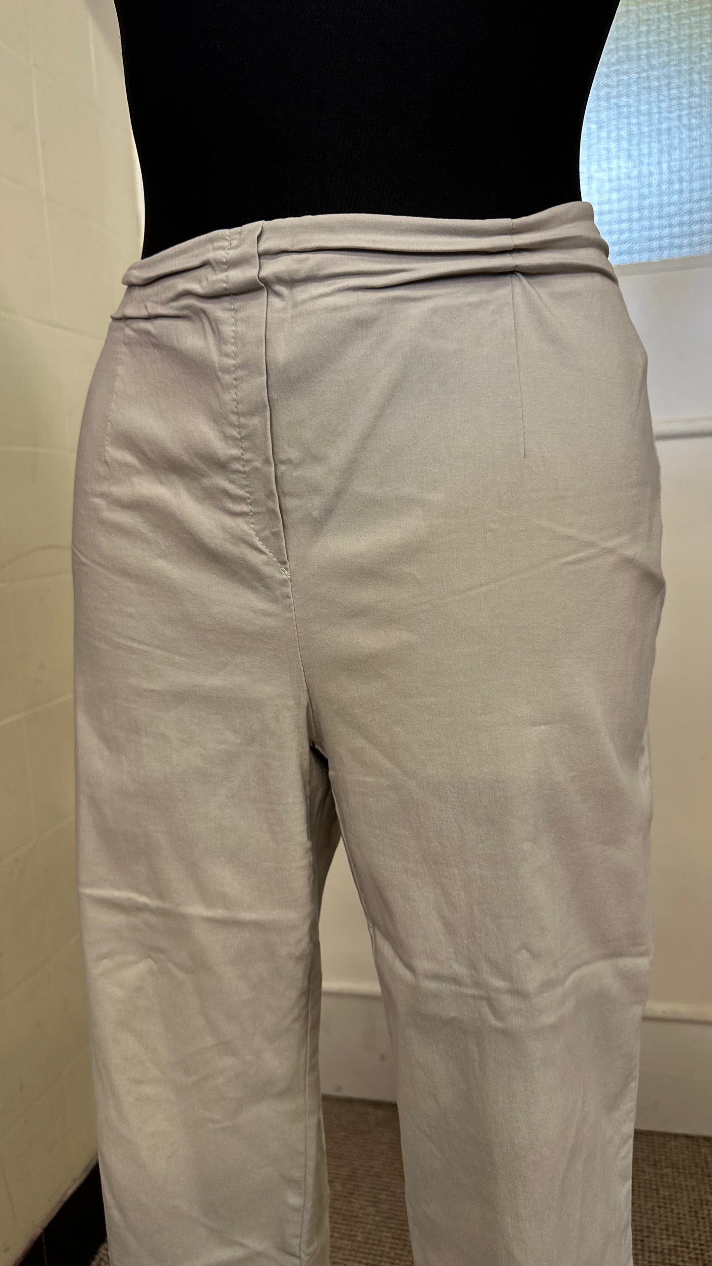 Magic Shape Stretchy Trousers Size 14/16