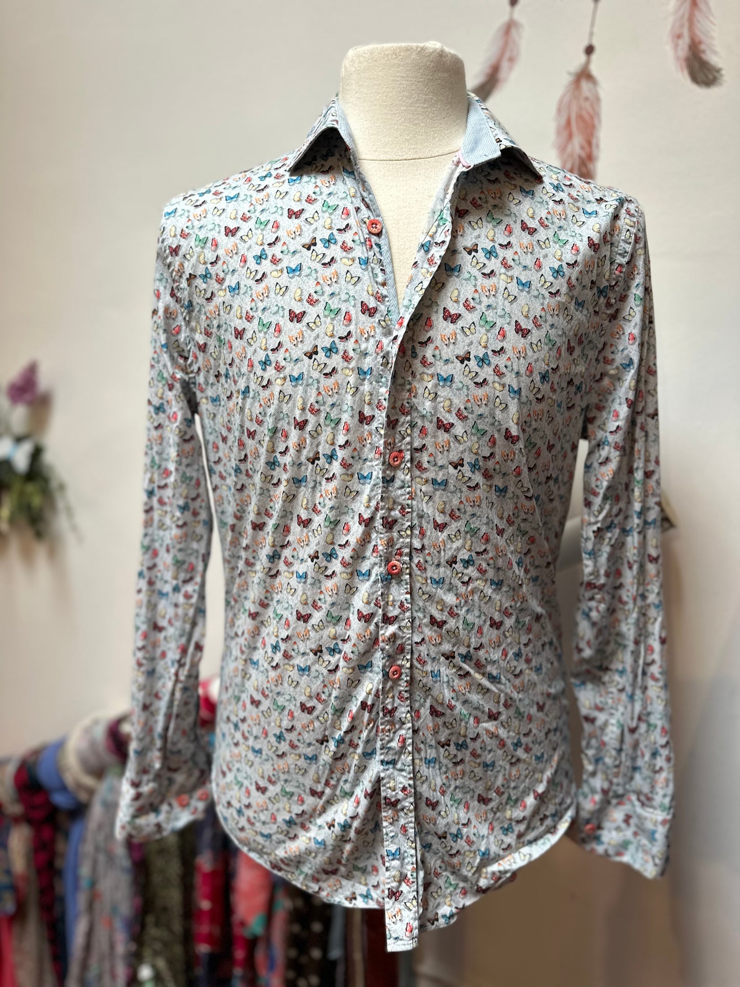 Designer A Fish Named Fred Butterfly Shirt Size M