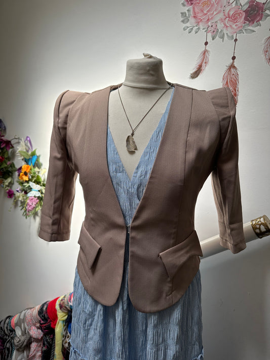 Cutie Beige Blazer Size M