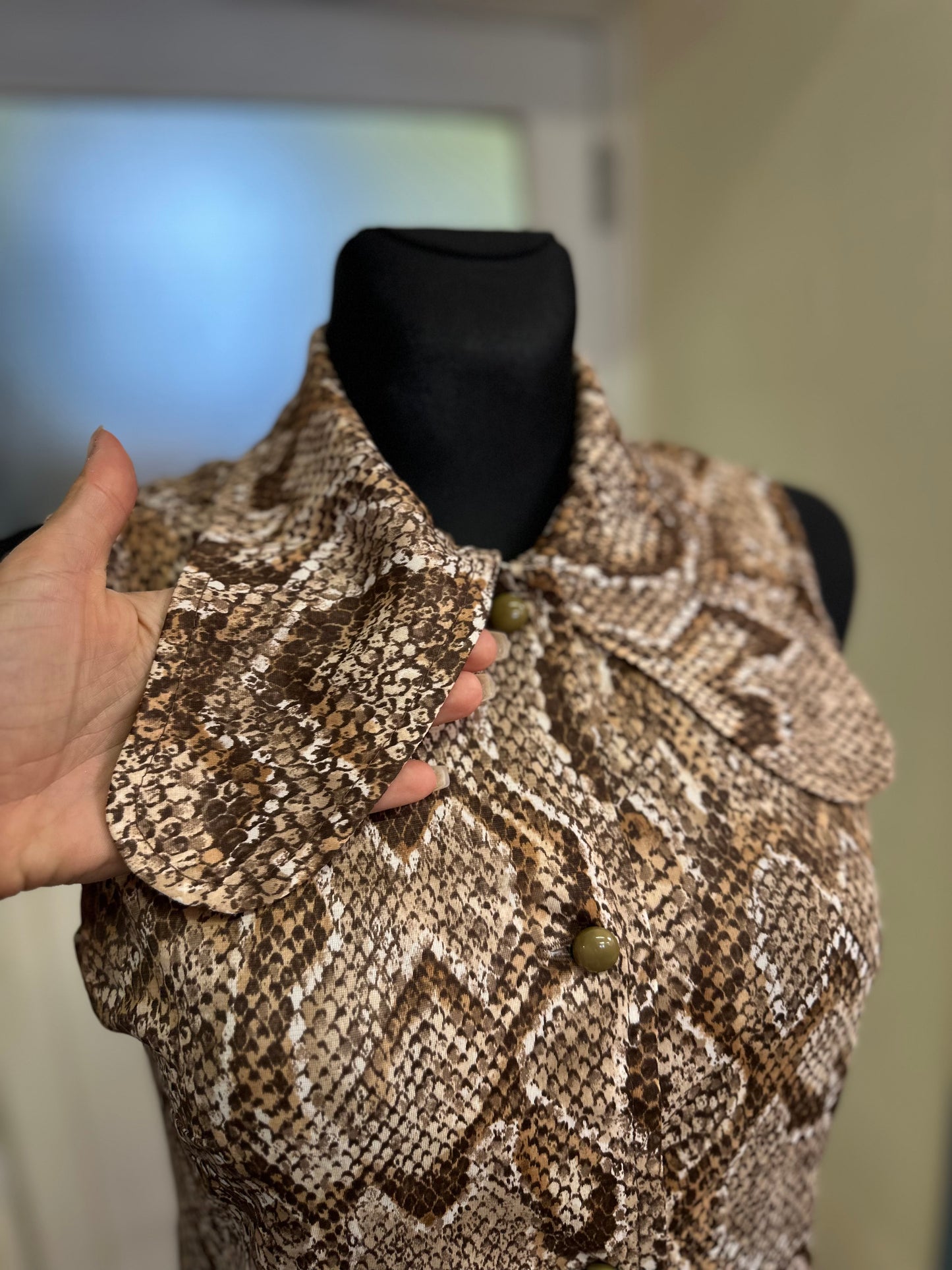Vintage Dress with XXL Collar Size S