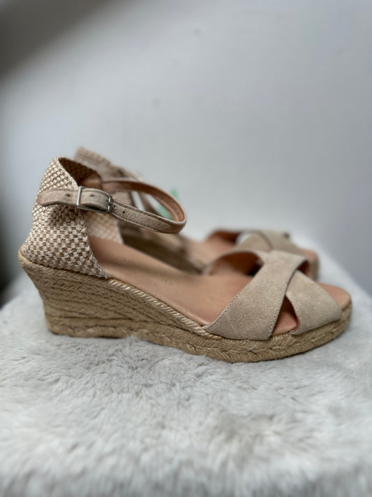 Espadrille Leather Sandals, Size 5