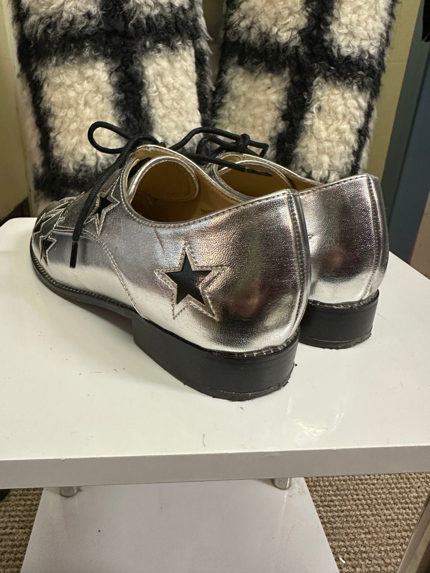 Dancing Matilda Silver Brogue Size 4