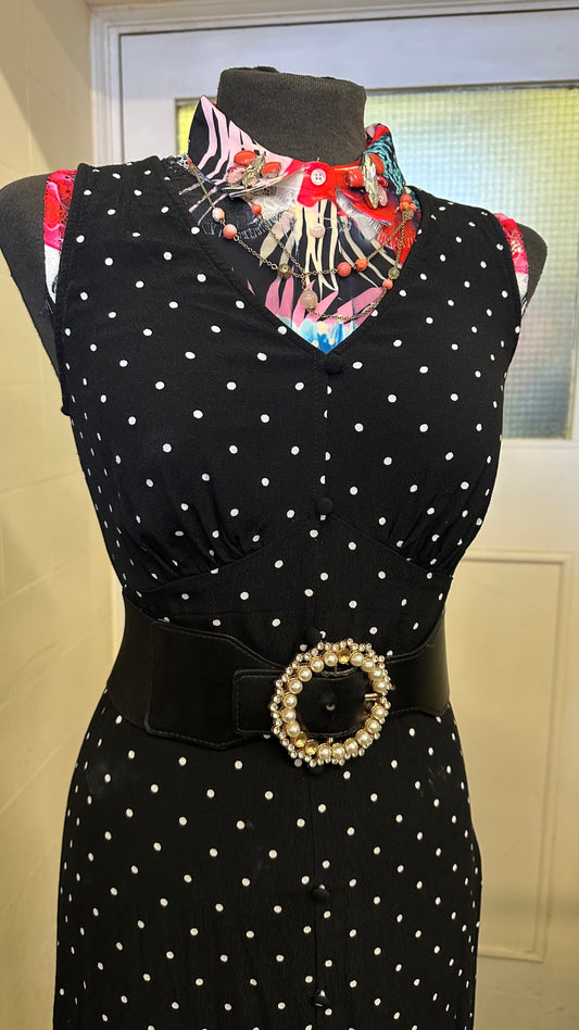 Pearl Buckle Waist Belt (few “pearls” missing, see last photo)