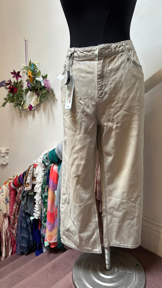 River Island Cropped Size 14 Metallic Jeans New with Tags (however, missing the button) RRP £65