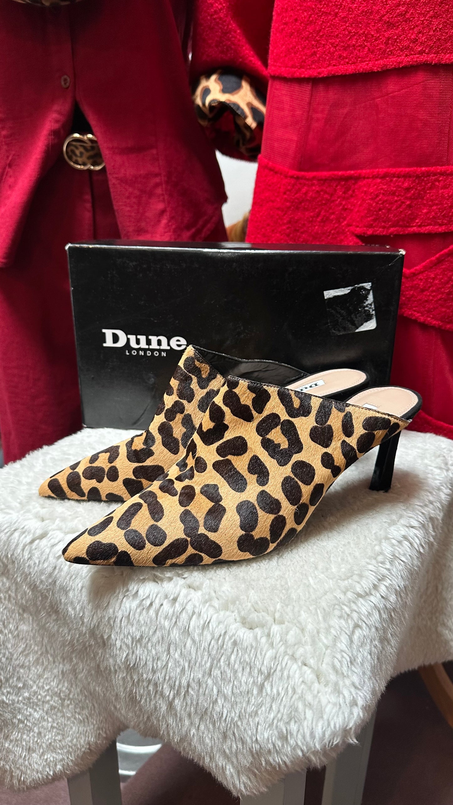 Dune Stunning Pony Mules. As New Best Fit Size 7