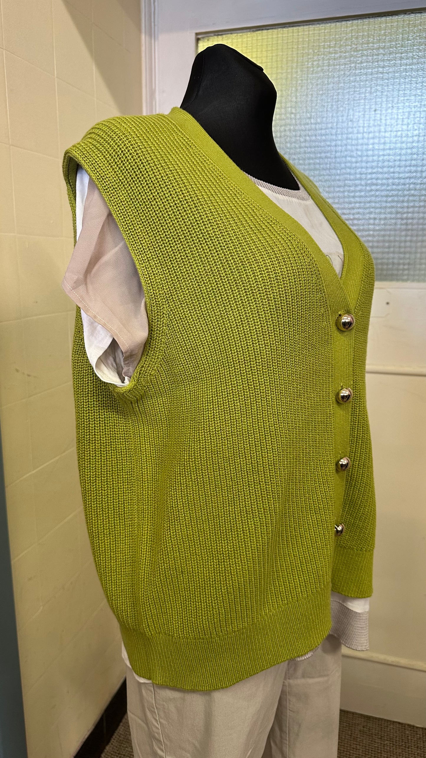 Dunnes Green Knitted Sleeveless Cardigan Size L