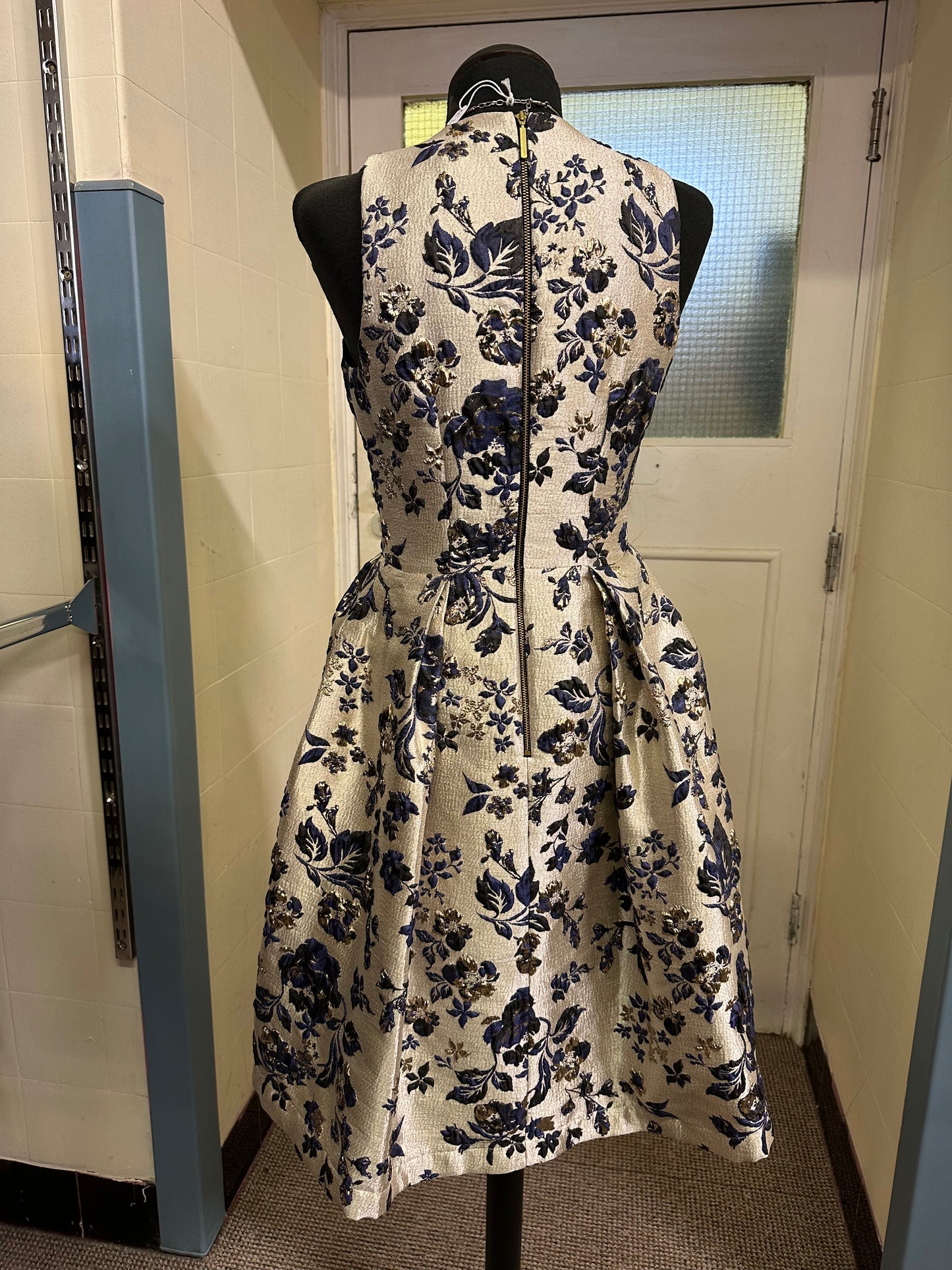 Designer Closet Sparkle Dress with Pockets Size 8