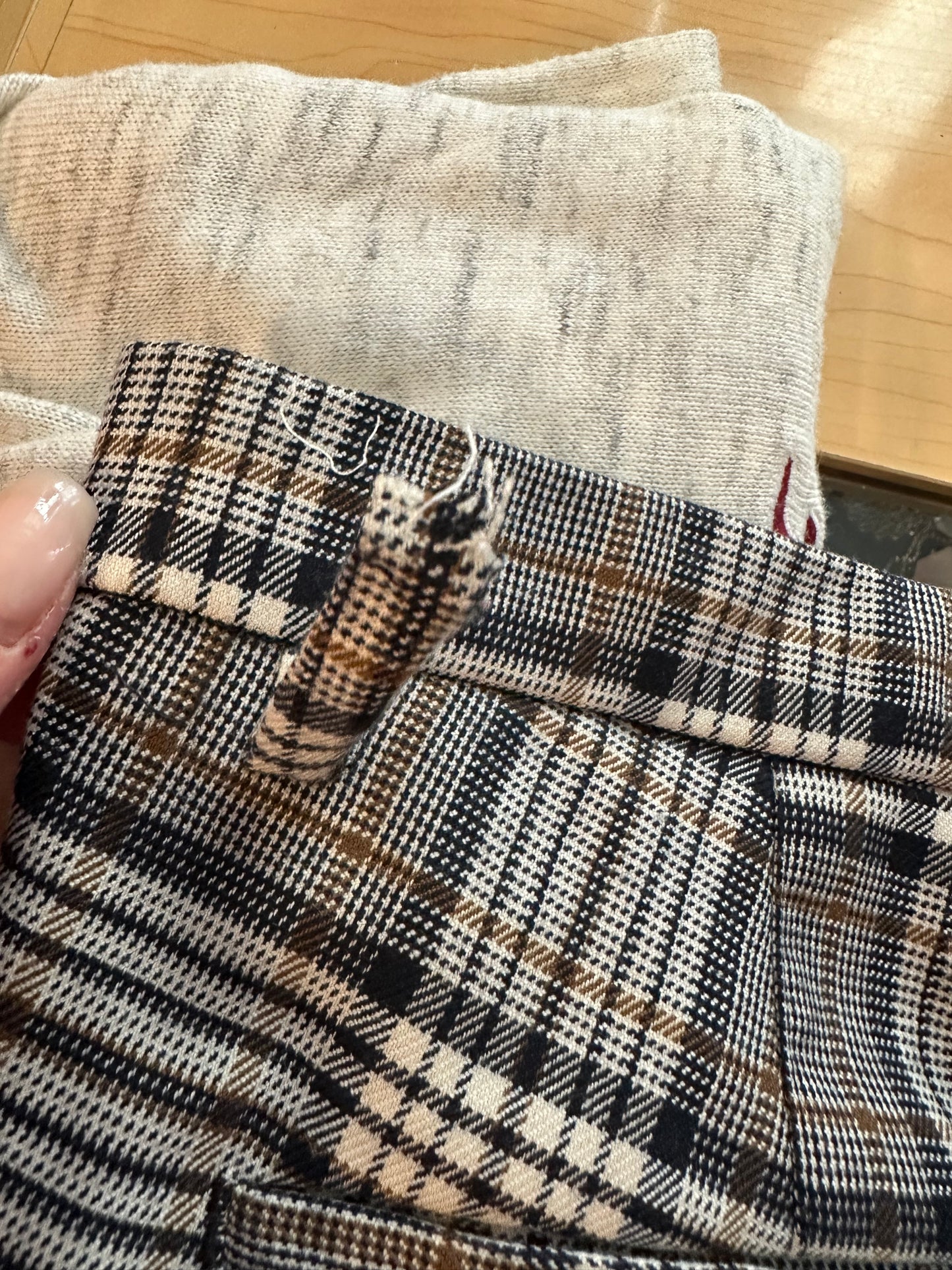 River Island Men’s Trousers Size 30/34 (one belt loop needs a stitch)