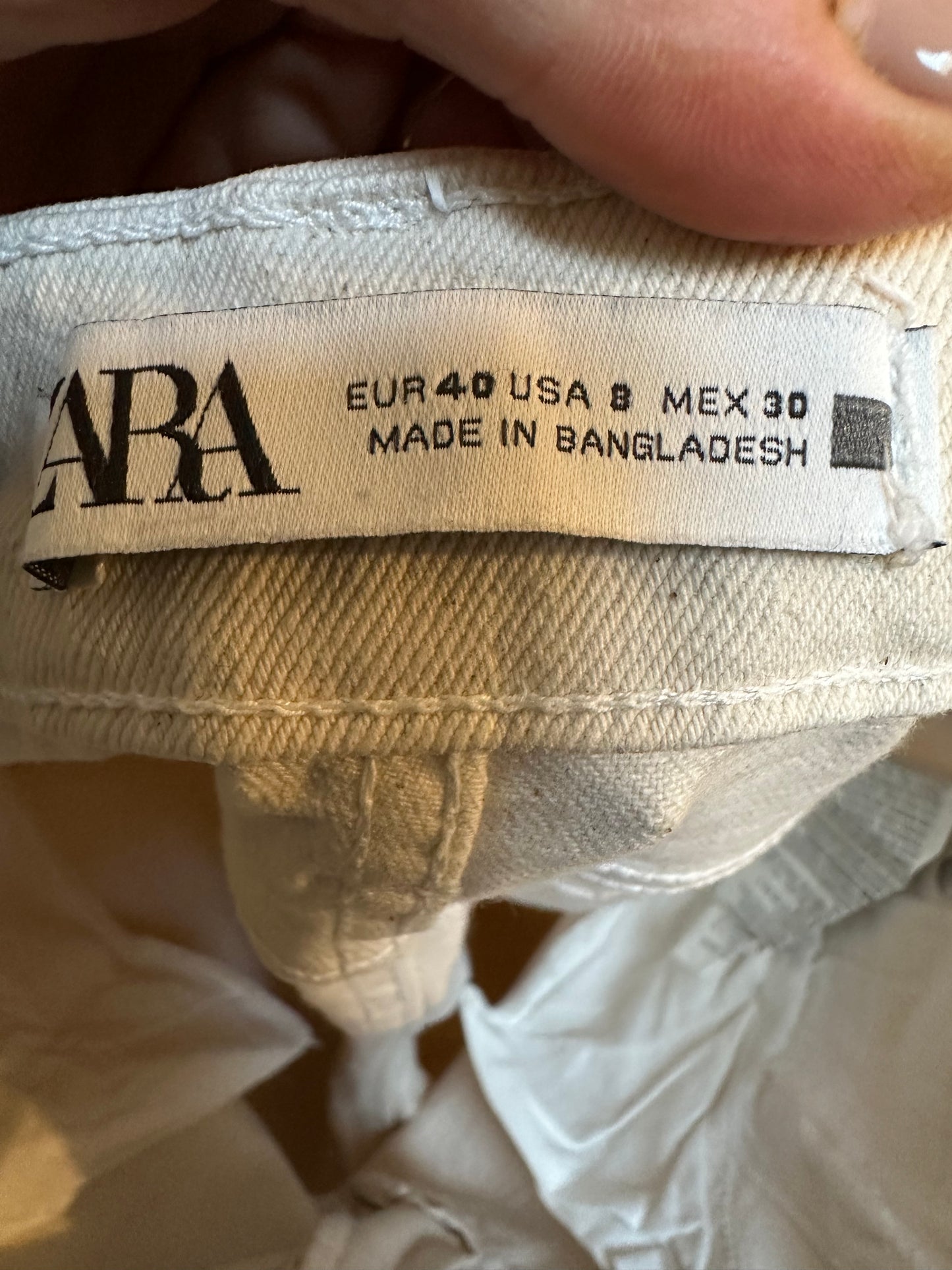 Zara Stretchy High Waisted Cream Fringe Cut Jeans Size M