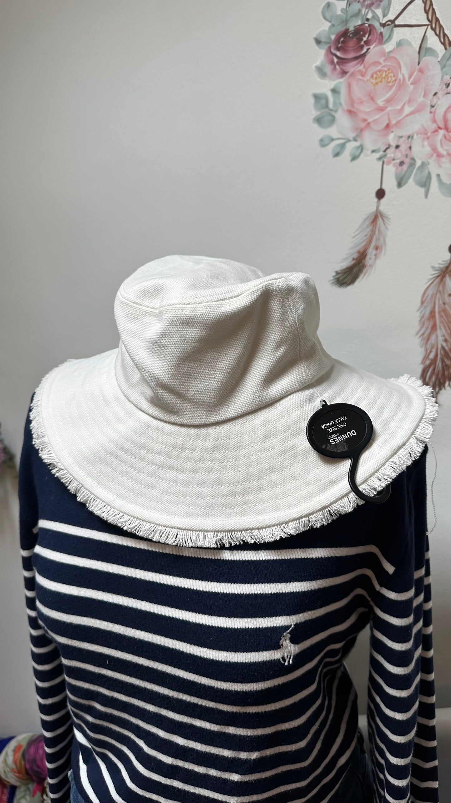 Dunnes White Fringe Hat 100% Cotton