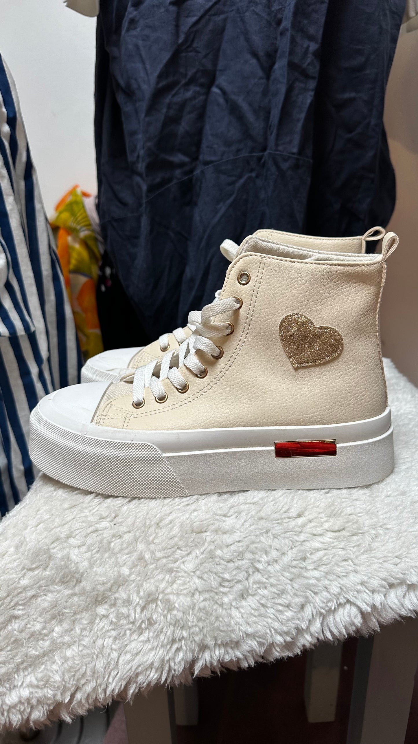 Cream Heart High Top Trainers Size 6.5