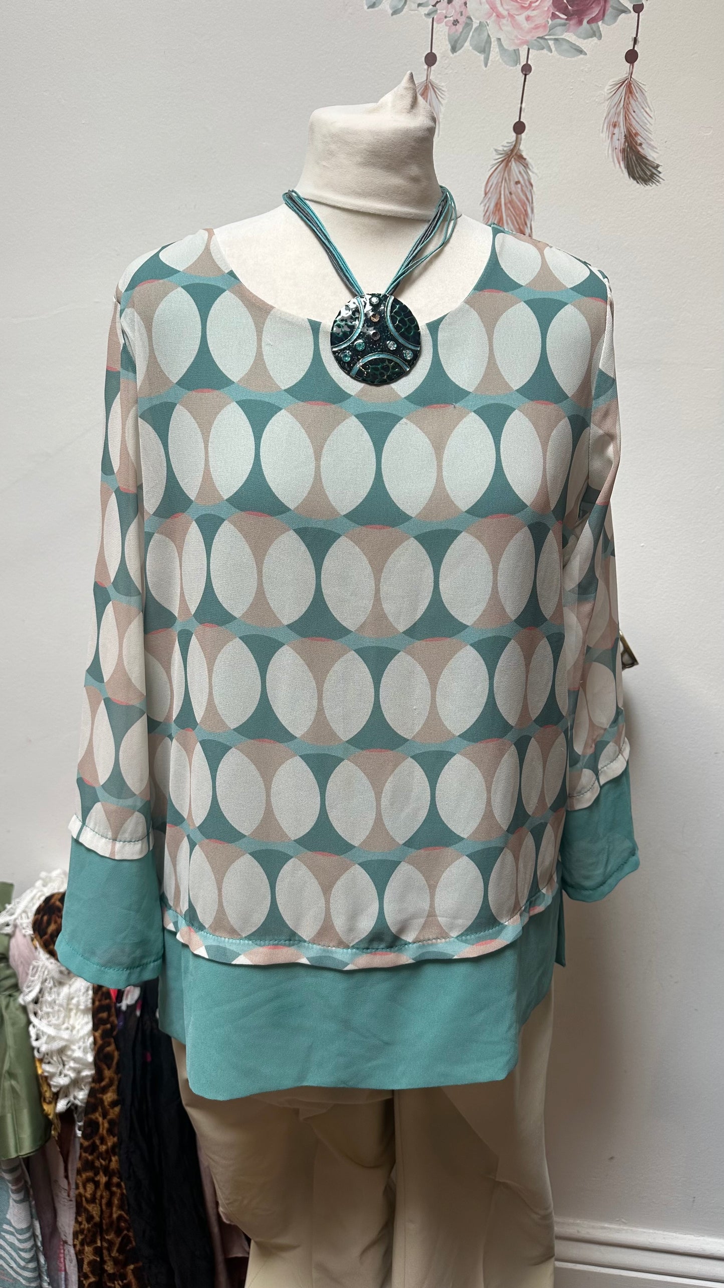 Made in Italy Duck Egg Pattern Top Best Fit Size 10/12