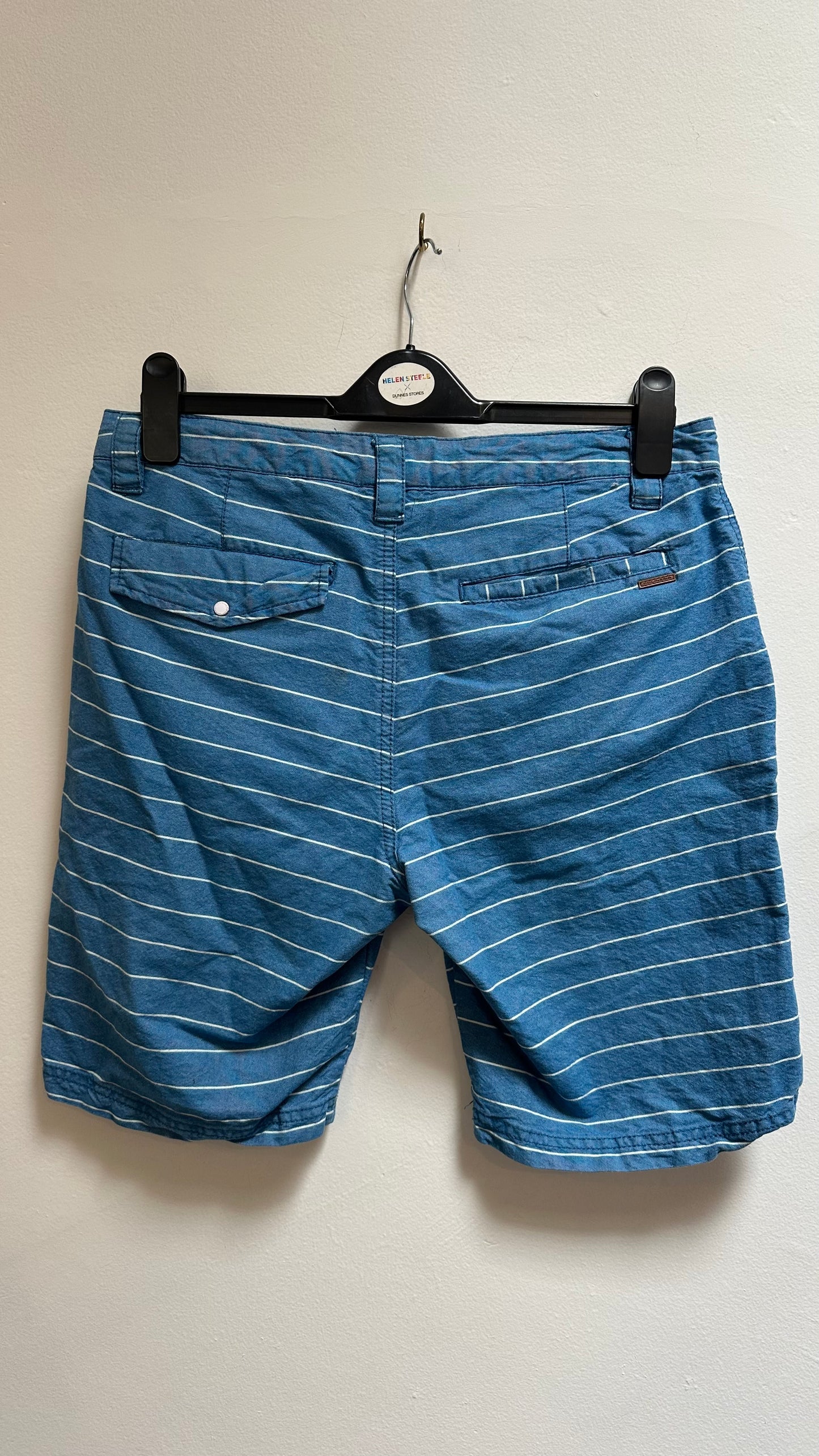 Beyond Blue Shorts Size M