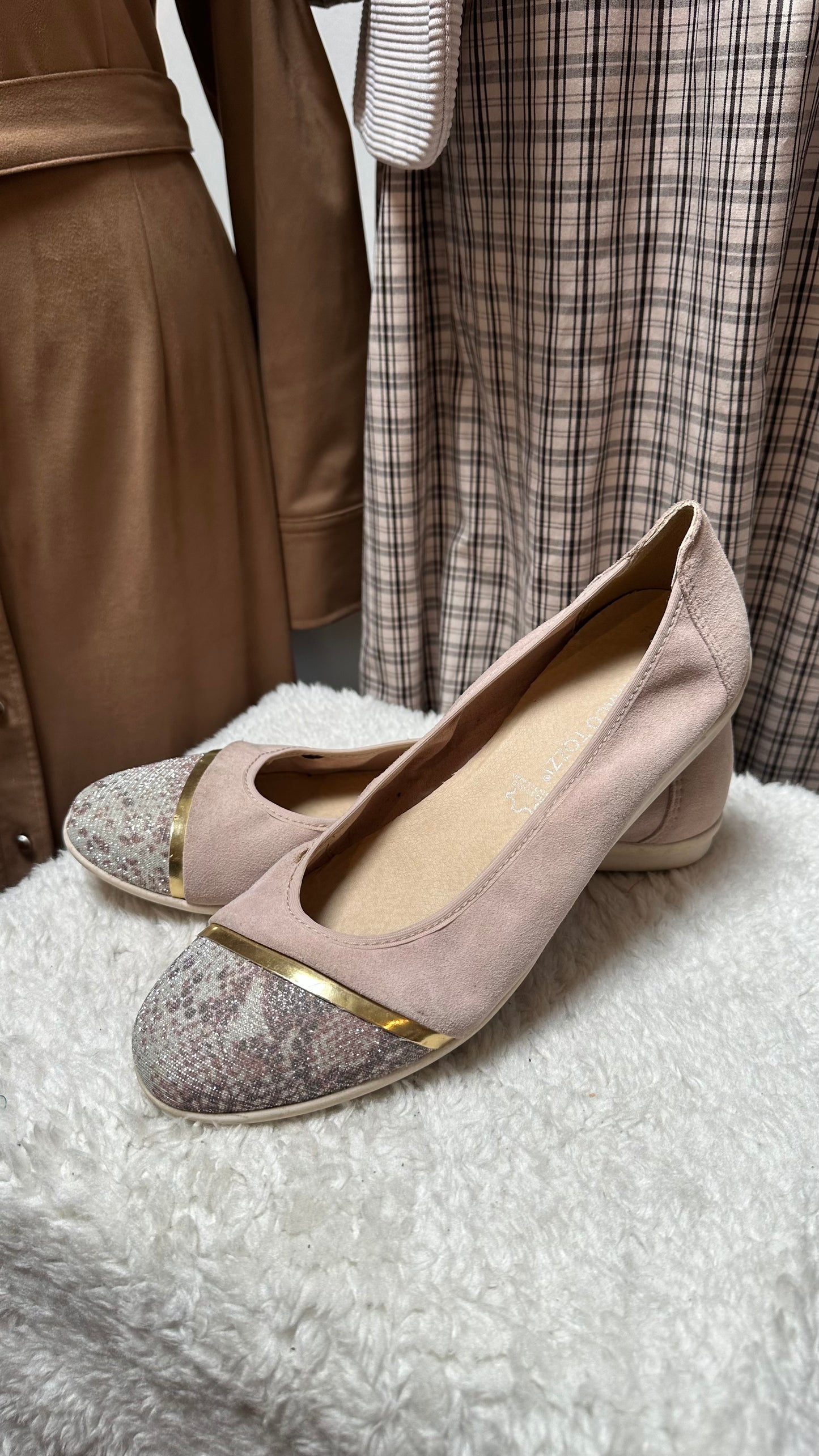 Marco Tozzi Blush Suede Ballerinas Size 6.5 (EU 40)