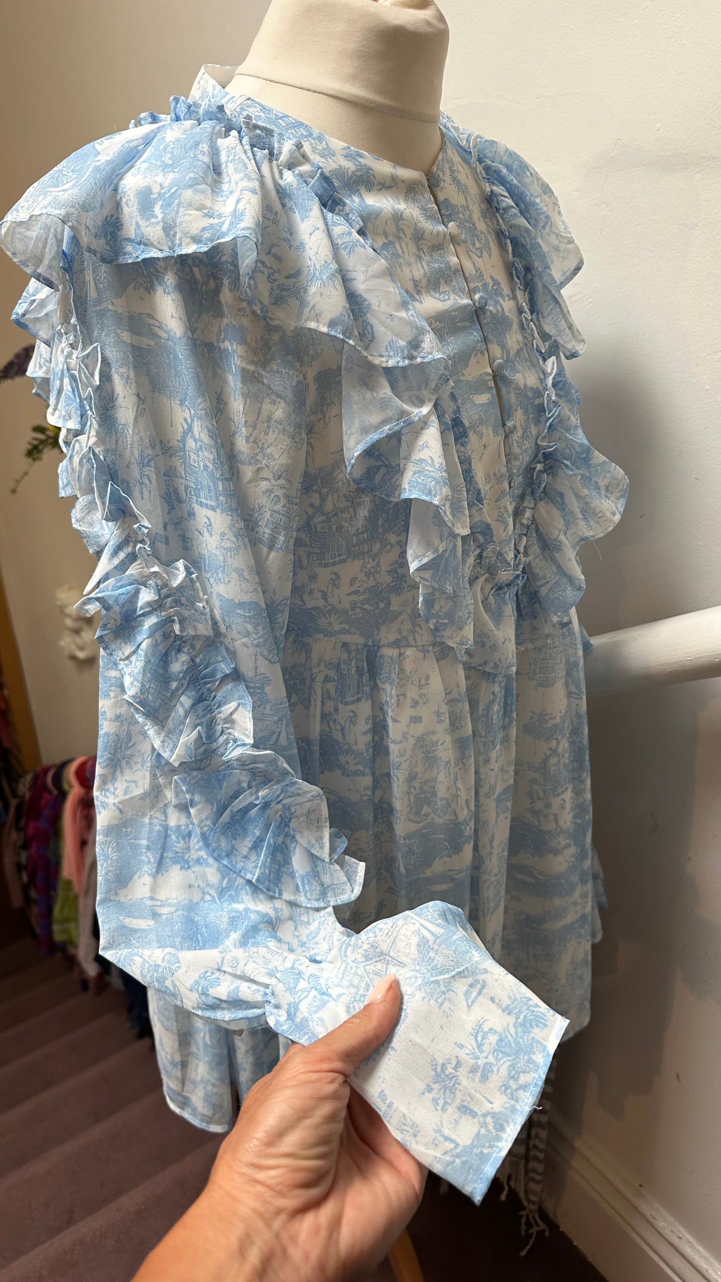 In the Style Blue/White Smok Dress Size 10