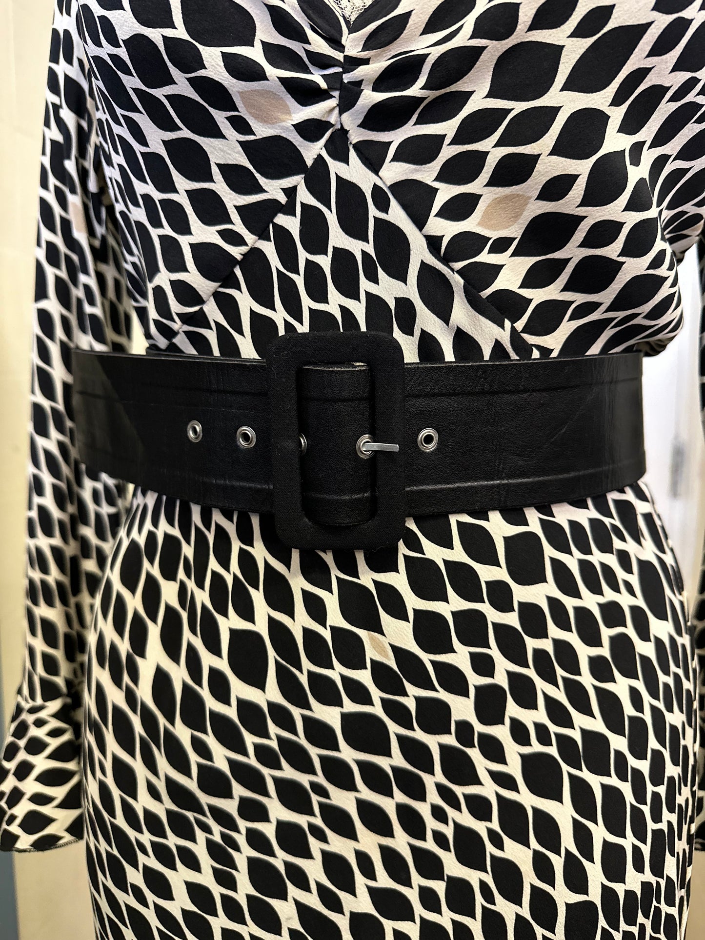 Reversible Black Waist Belt Size XS/S