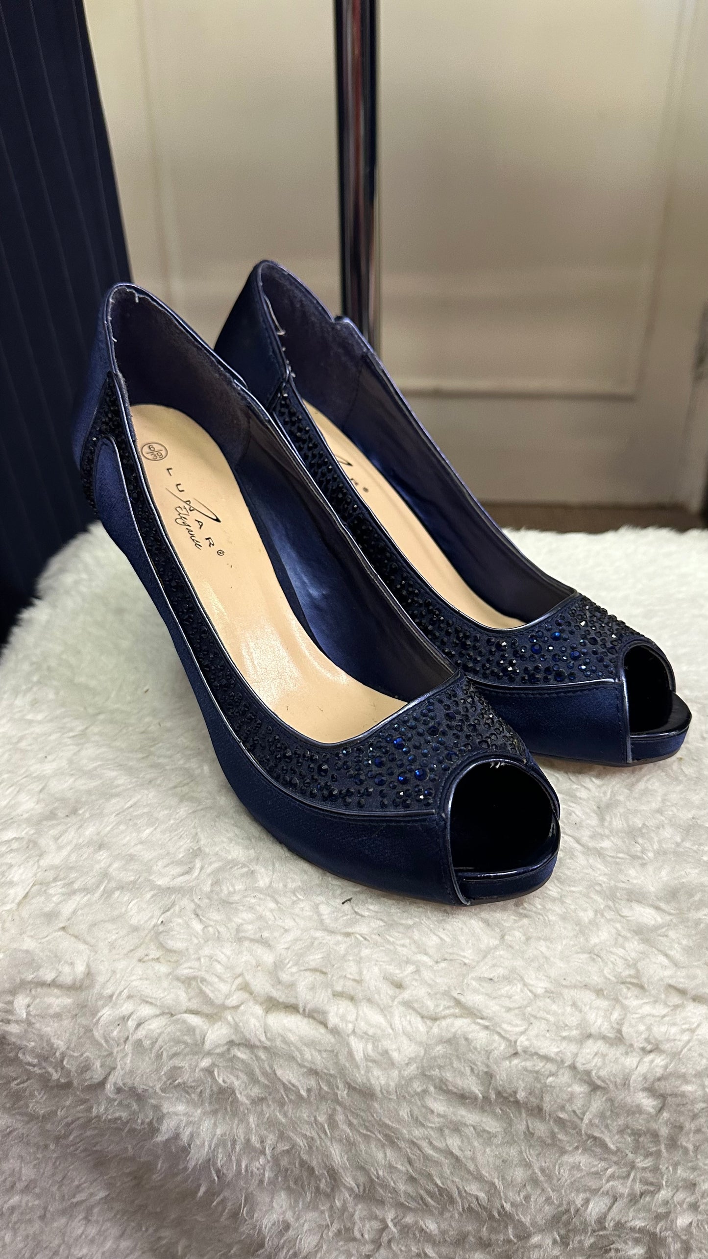 Lunar Navy Dress Heels Size 6 As New Condition but 1 mark on 1 heel