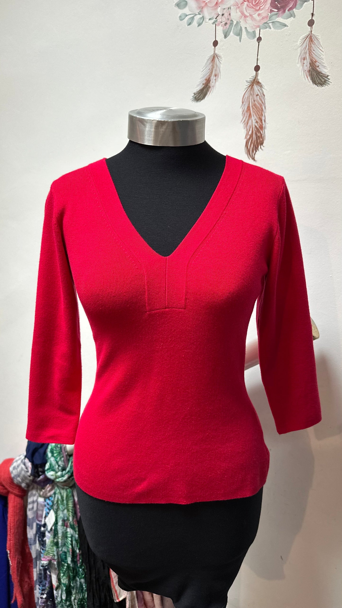 Mixin Red 3/4 Sleeve Sweater Lovely Quality Best Fit Size 10