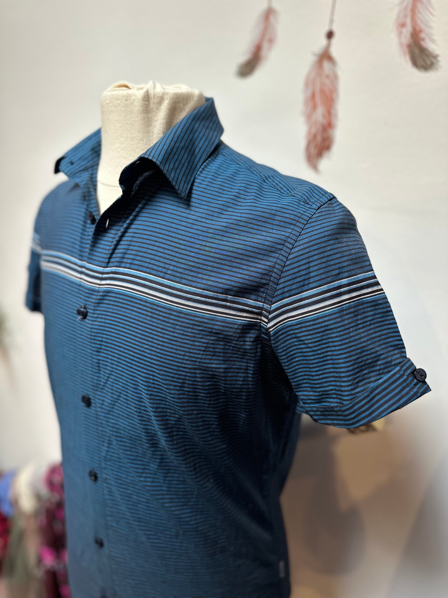Designer Calvin Klein Short Sleeve Shirt Size XS or age 13-14