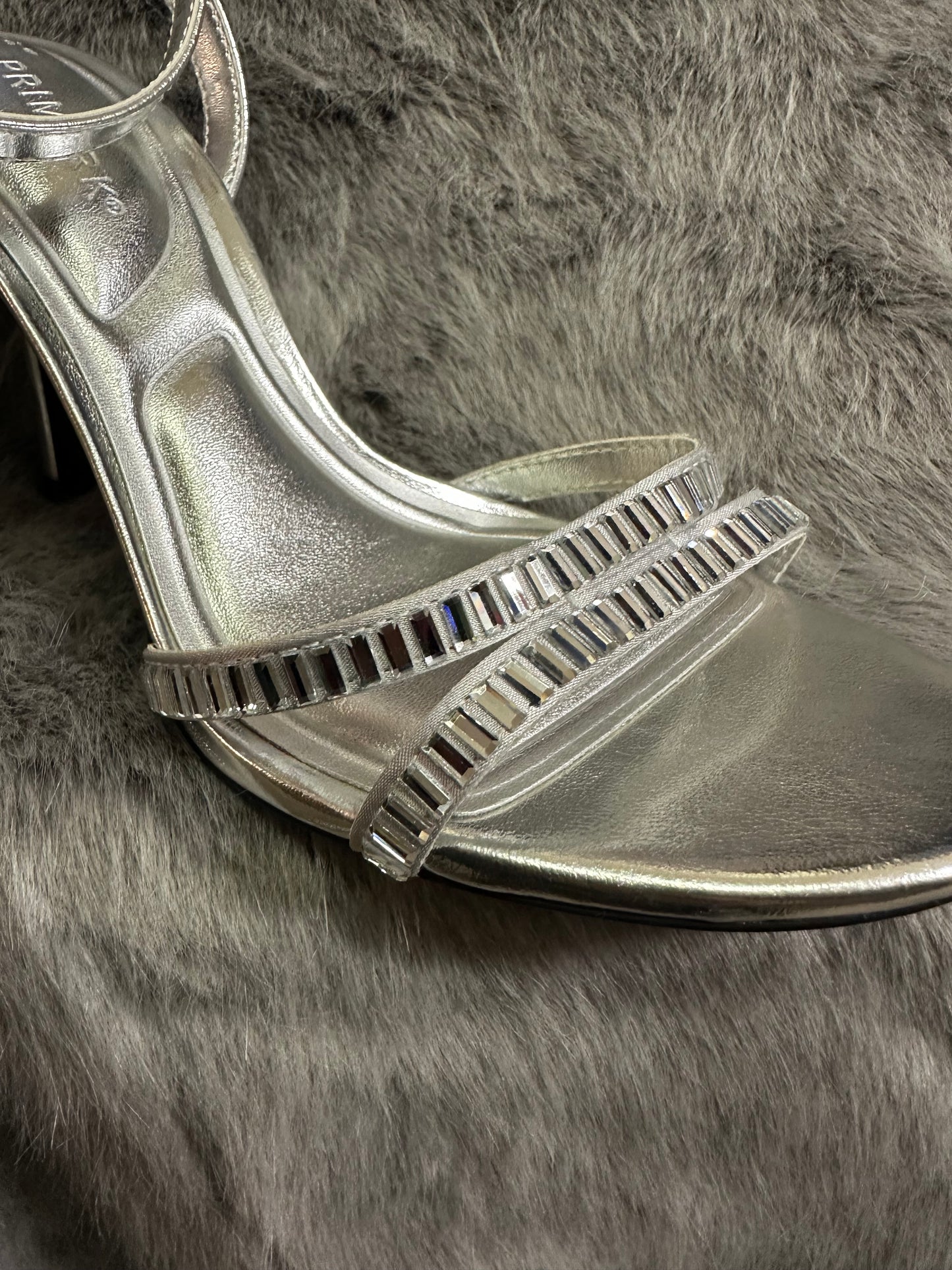 Primark Silver Medium Heel Sandals As New Size 4