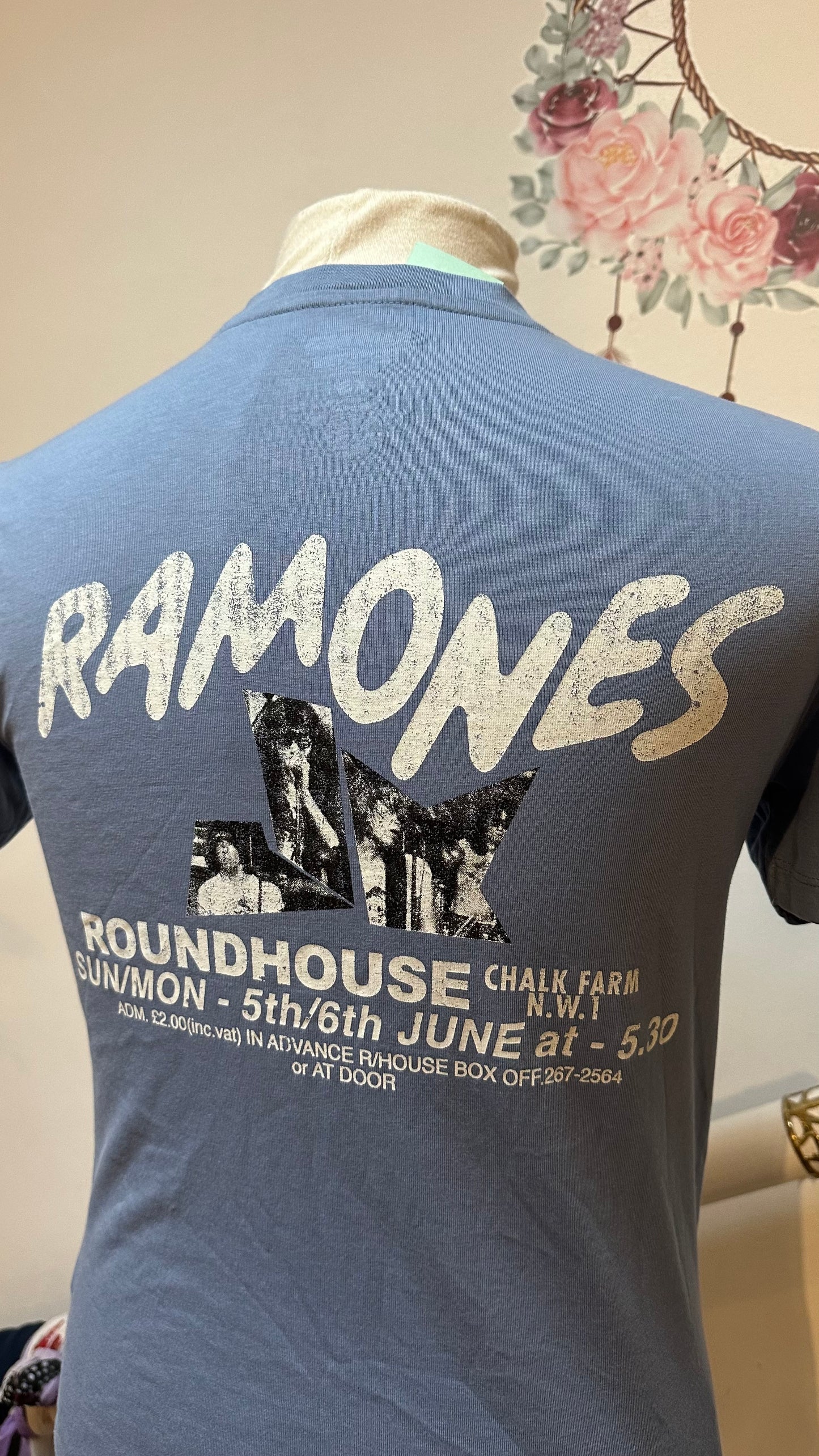 Ramones Tshirt Size XS