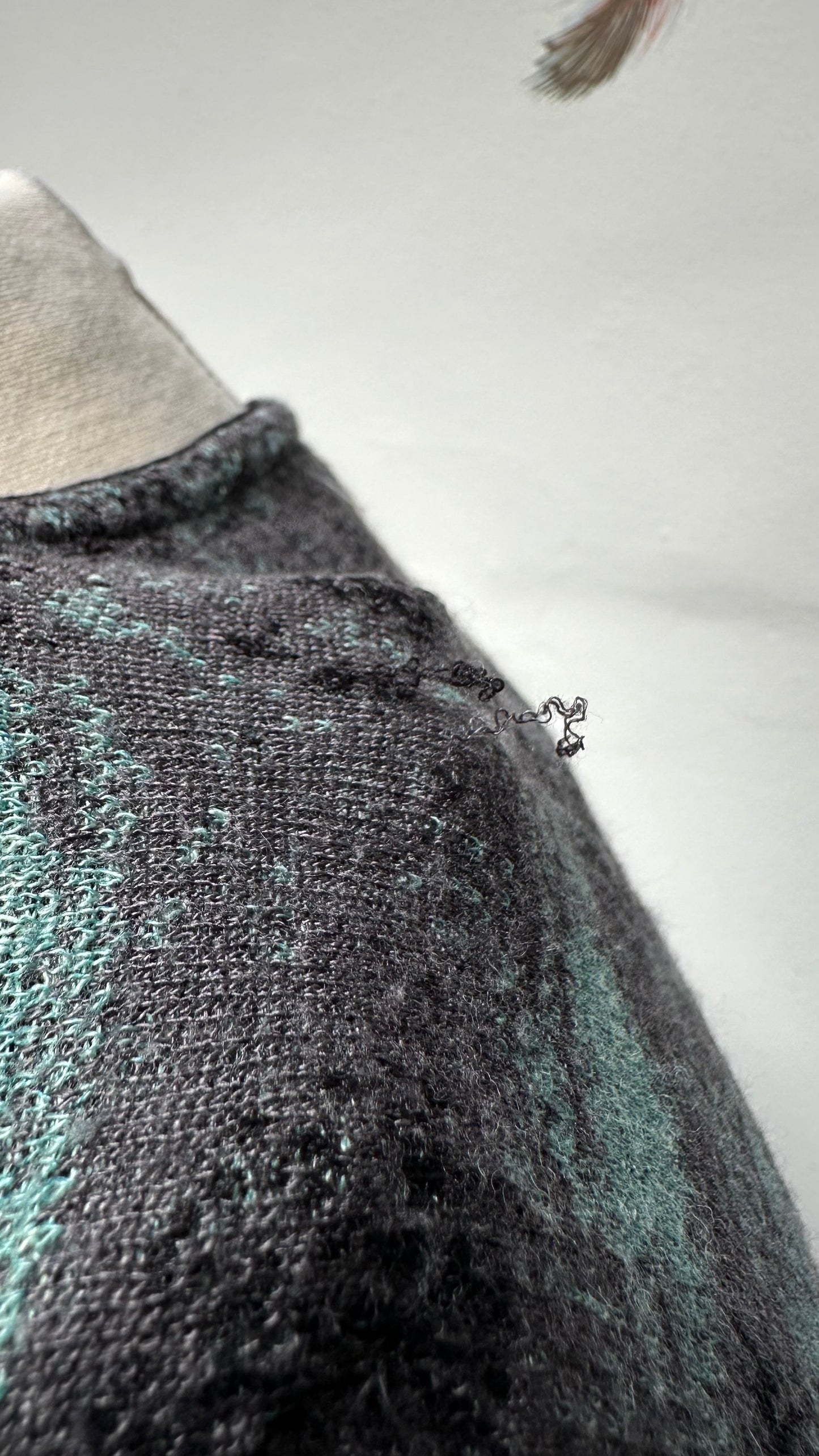Designer Aldo Martins 2 Piece Knitwear Size 10 (few threads pulled)