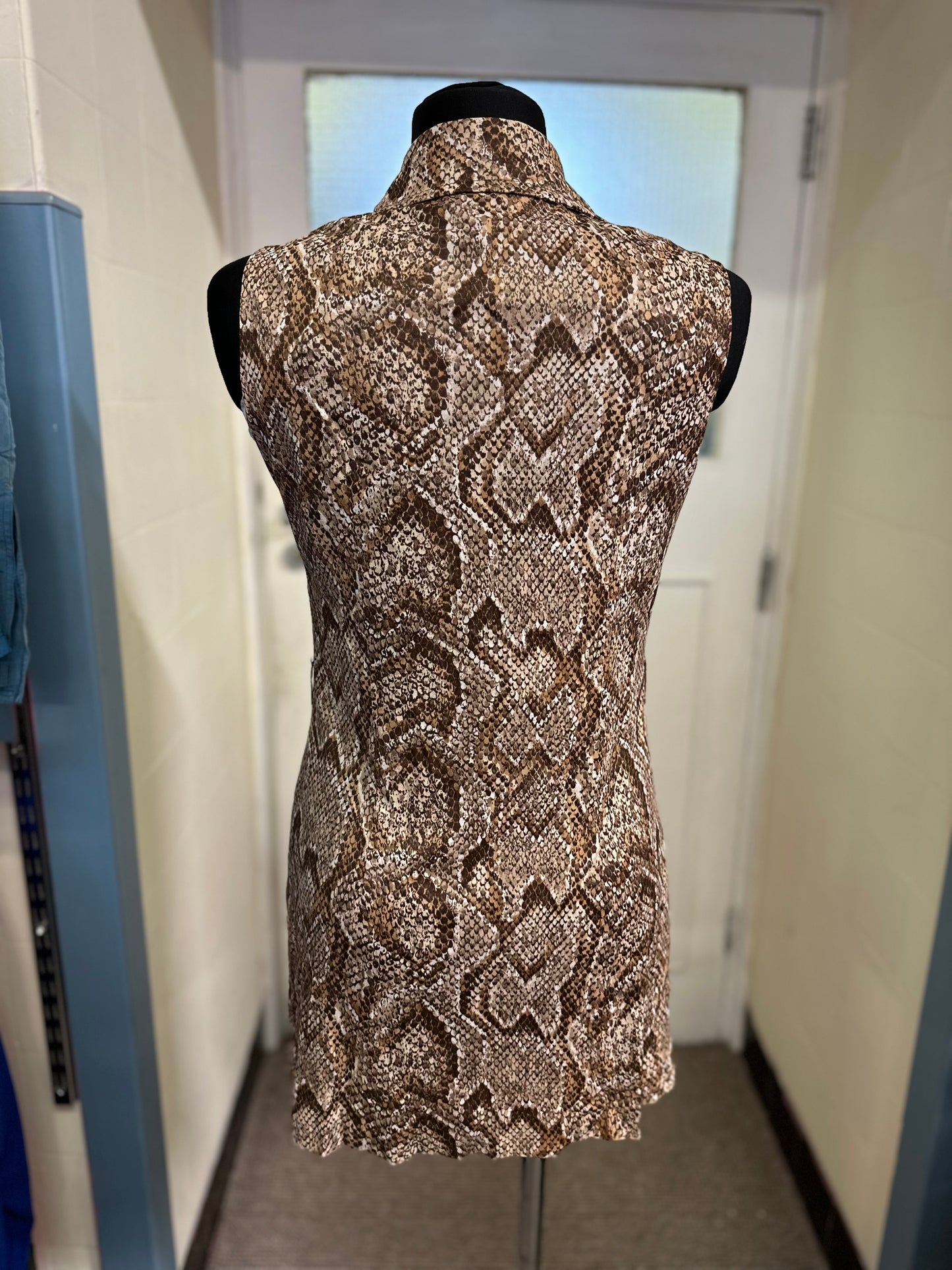 Vintage Dress with XXL Collar Size S