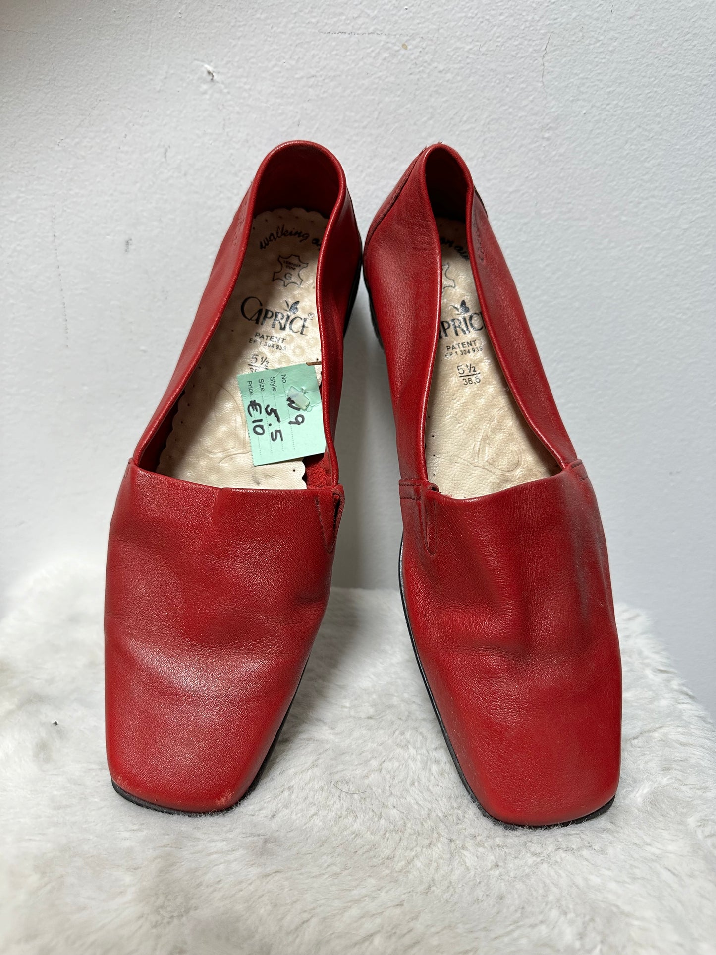 Caprice Super Soft Real Leather Red Flats, Size 5.5