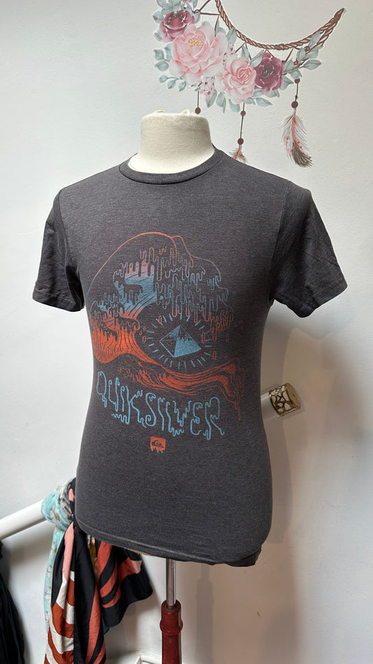 Quicksilver Tshirt Size S