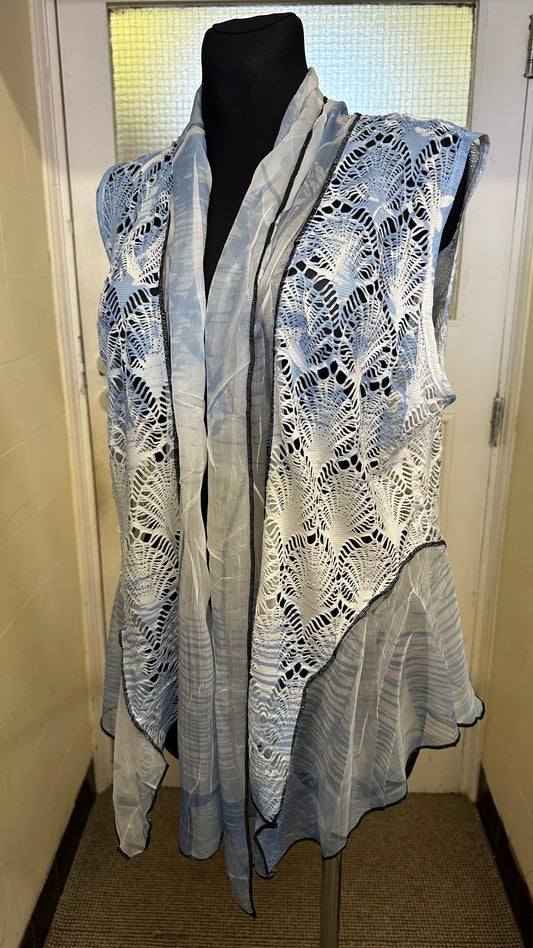 Reeves Light Open Vest Size S but big fitting