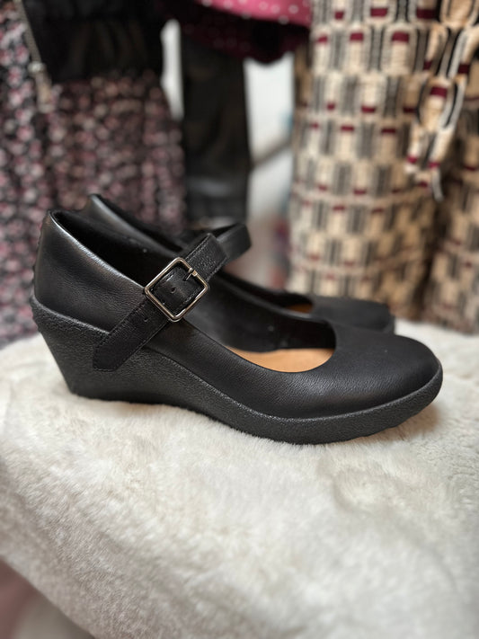 Clarks Air Leather Wedges Size 5.5
