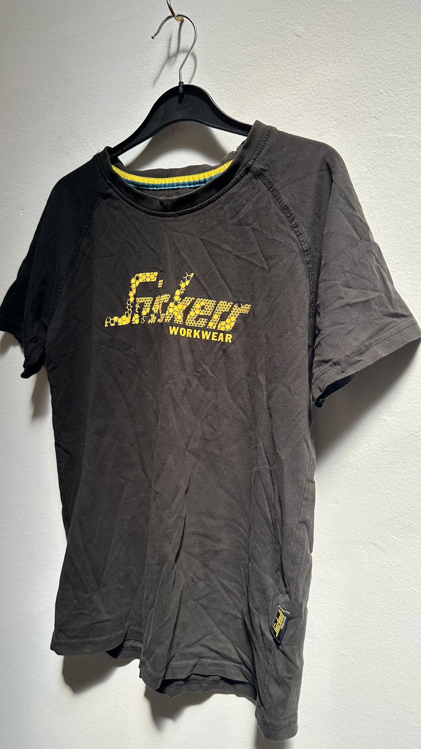 Snickers Tshirt Age 12-14