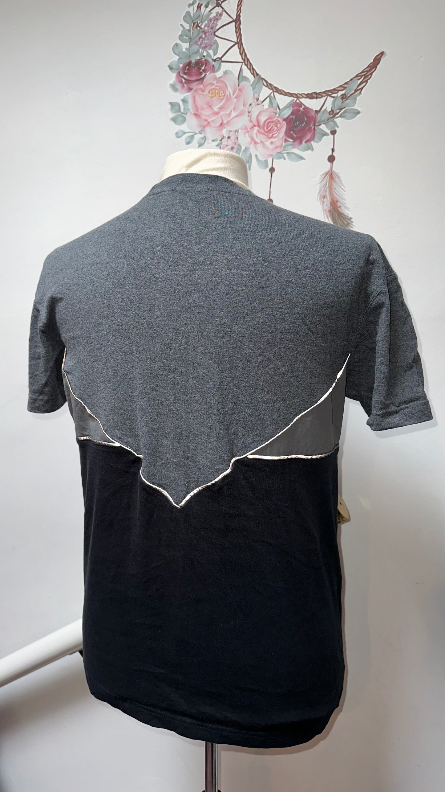 Adidas Tshirt with Reflective Details Best Fit Size M