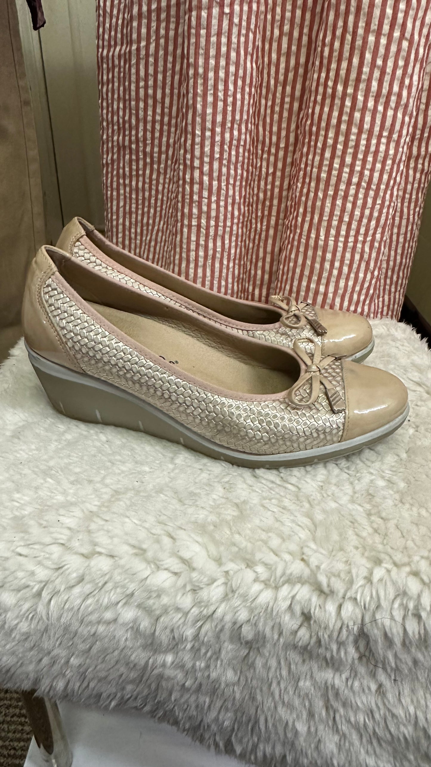 Pitillos Made in Spain Wedges Size 5