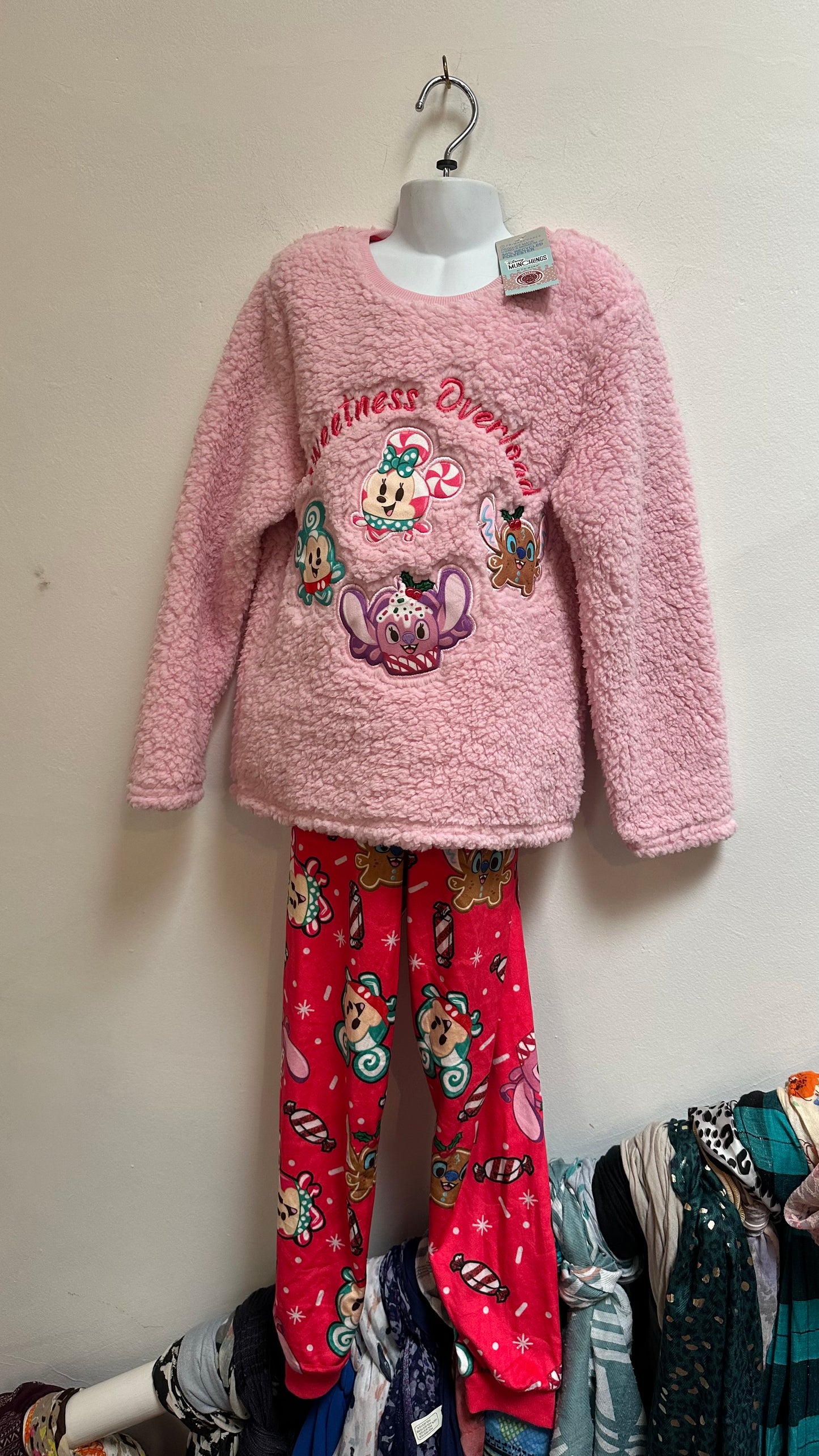 Disney Munchkings PJs New with Tags Age 9-10