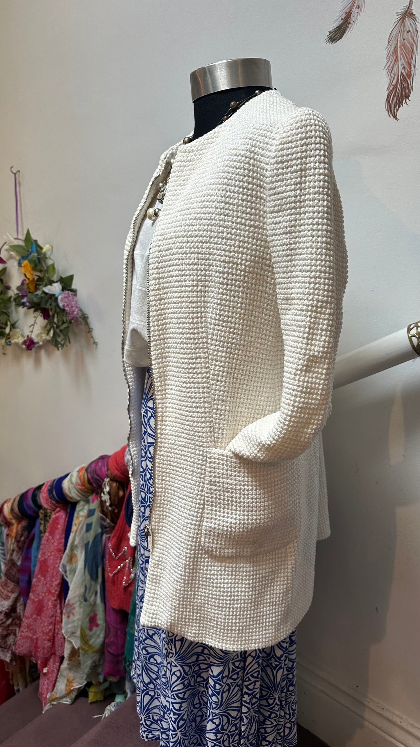 Zara Off White Blazer Size M Small Fitting
